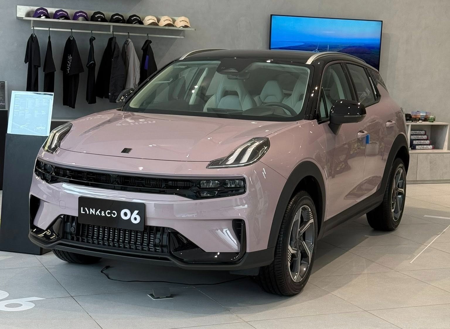 “Xe Gen Z của năm” tại Car Choice Awards 2025: Chọn Civic, LC 06, CX-5, VF 3 hay VF 6?- Ảnh 3. “Xe Gen Z của năm” tại Car Choice Awards 2025: Chọn Civic, LC 06, CX-5, VF 3 hay VF 6?- Ảnh 3.