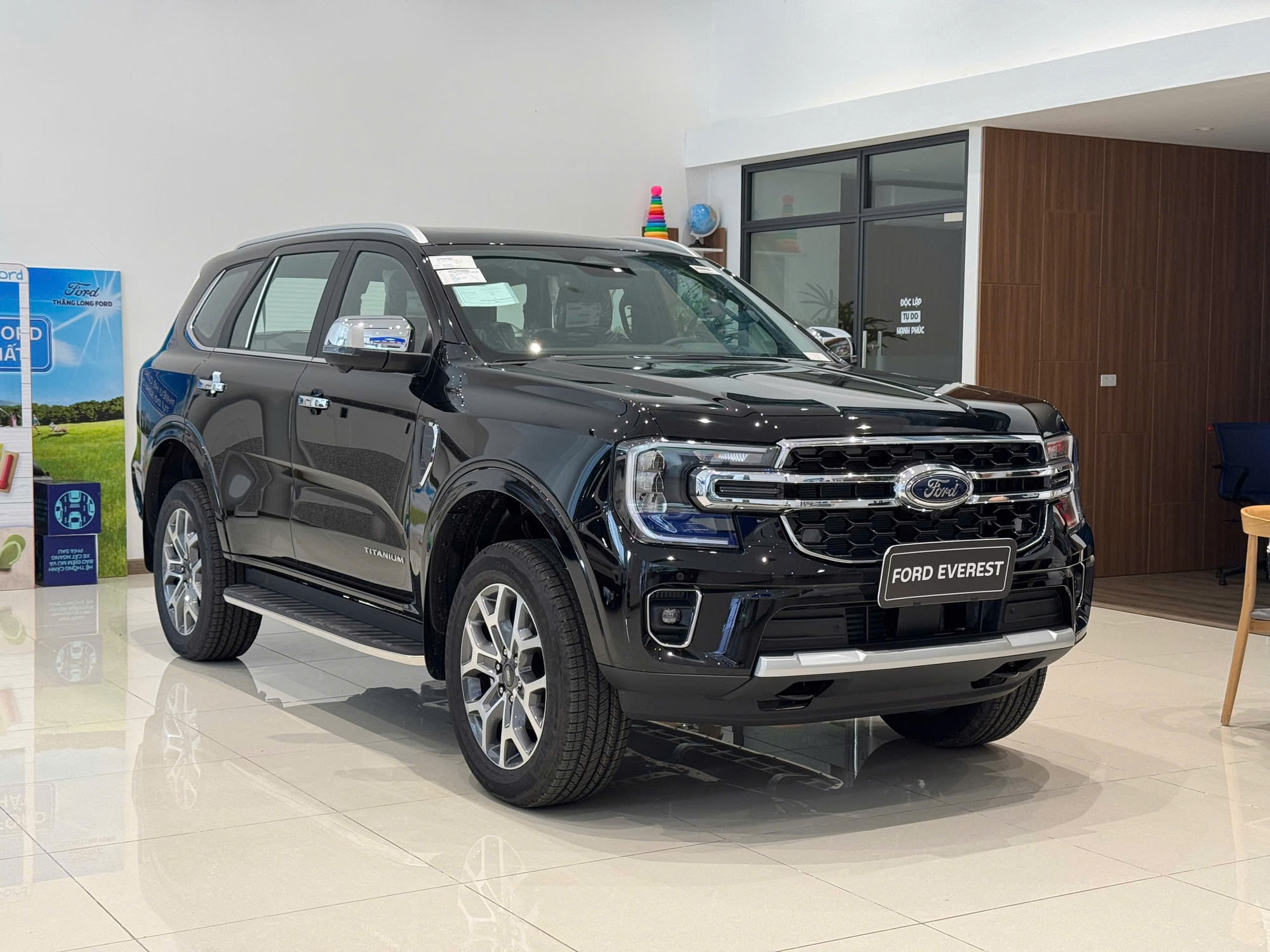 Everest, CR-V, Santa Fe, Carnival, Kodiaq đua tranh giải Xe Gia đình của năm, hạng 1-2 tỷ đồng- Ảnh 1.