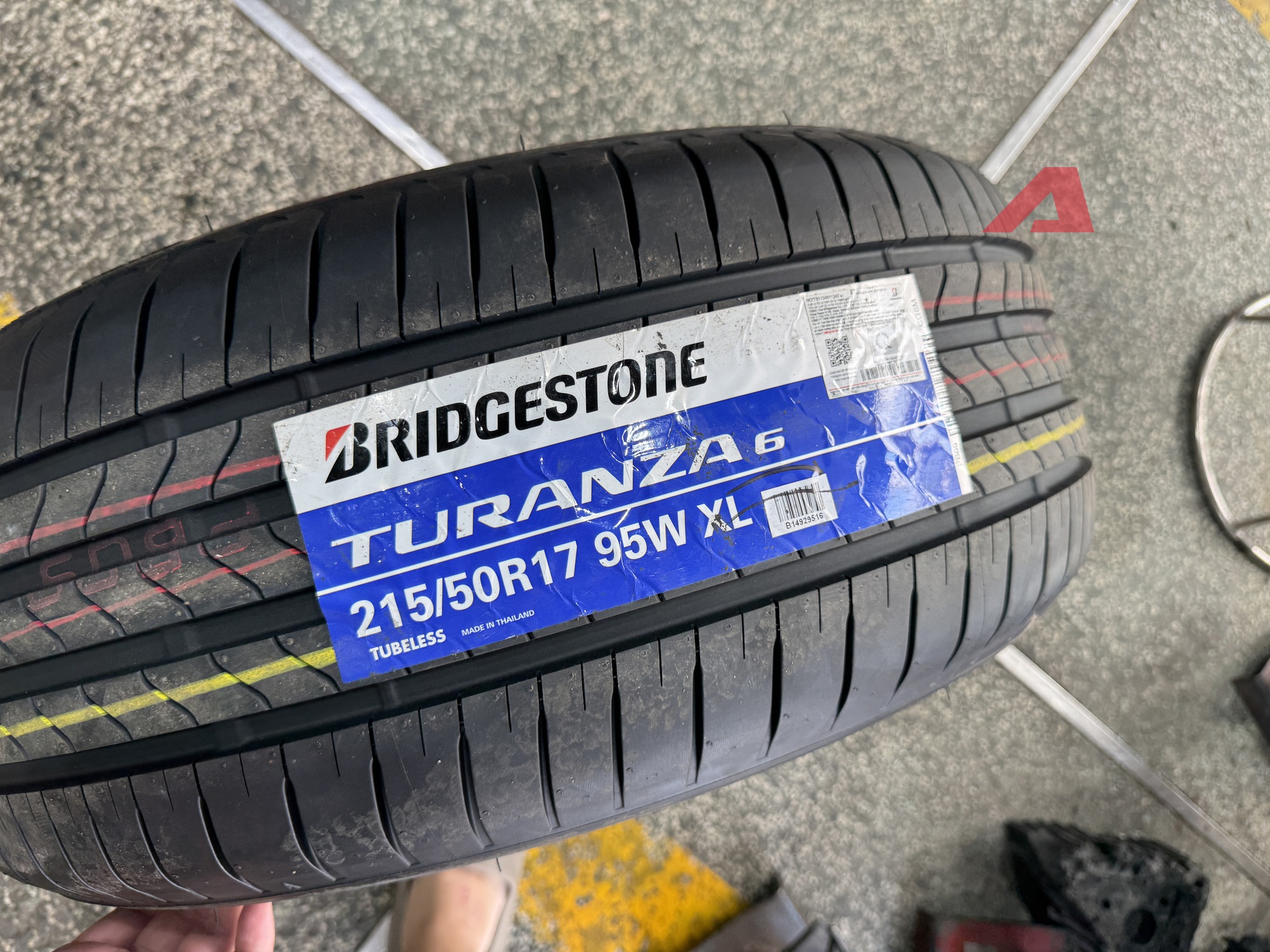 Tôi bỏ ra hơn 12 triệu thử lốp Bridgestone Turanza 6 mới ra mắt Việt Nam: Hạn chế hẳn tiếng ồn vào cabin nhưng phải đánh đổi thứ này- Ảnh 2.
