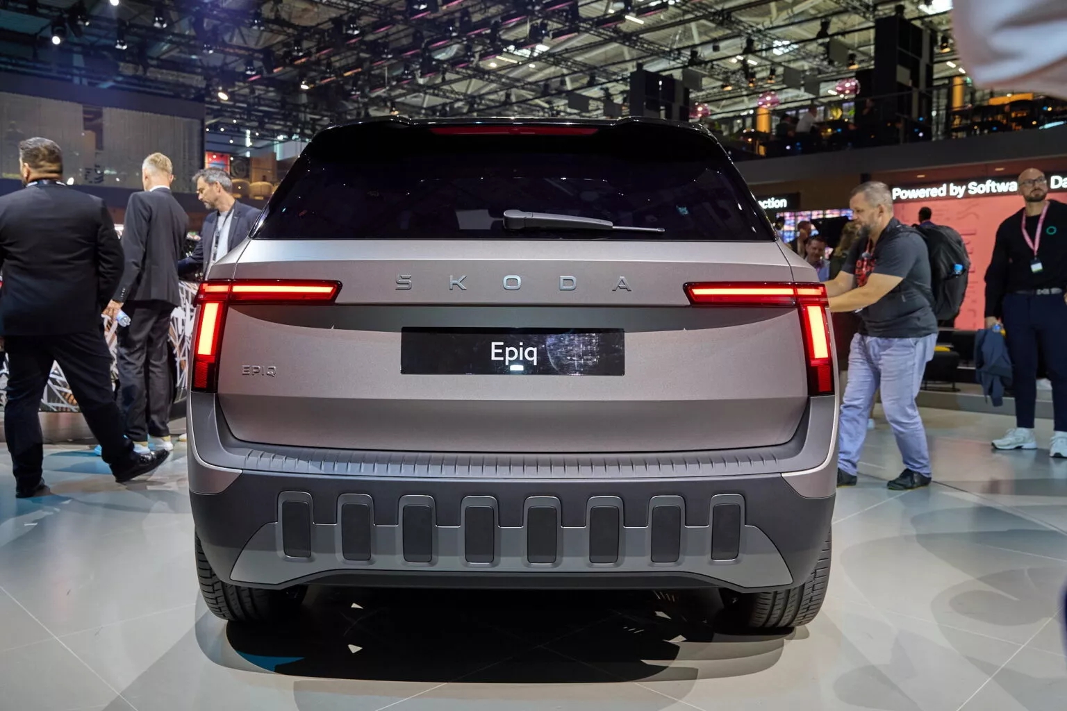 Skoda Epiq này mà về Việt Nam thì dễ hot: Ngang cỡ Sonet, chạy điện 425km/sạc, giá hứa hẹn ‘rẻ như xe xăng’- Ảnh 7. Skoda Epiq này mà về Việt Nam thì dễ hot: Ngang cỡ Sonet, chạy điện 425km/sạc, giá hứa hẹn ‘rẻ như xe xăng’- Ảnh 7.