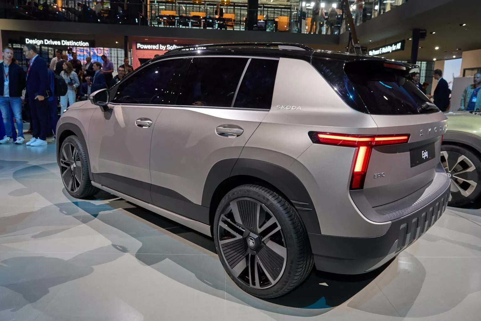 Skoda Epiq này mà về Việt Nam thì dễ hot: Ngang cỡ Sonet, chạy điện 425km/sạc, giá hứa hẹn ‘rẻ như xe xăng’- Ảnh 8. Skoda Epiq này mà về Việt Nam thì dễ hot: Ngang cỡ Sonet, chạy điện 425km/sạc, giá hứa hẹn ‘rẻ như xe xăng’- Ảnh 8.
