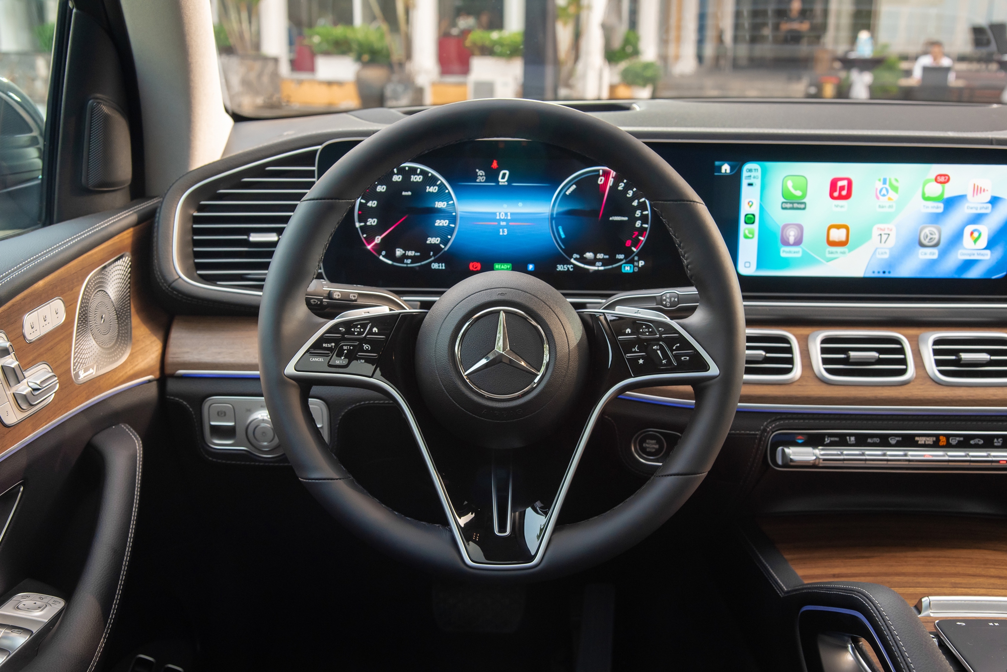 GLE 400e 4Matic giá 4,67 tỷ đồng - Phép thử đầy bản lĩnh của Mercedes-Benz tại Việt Nam- Ảnh 10.