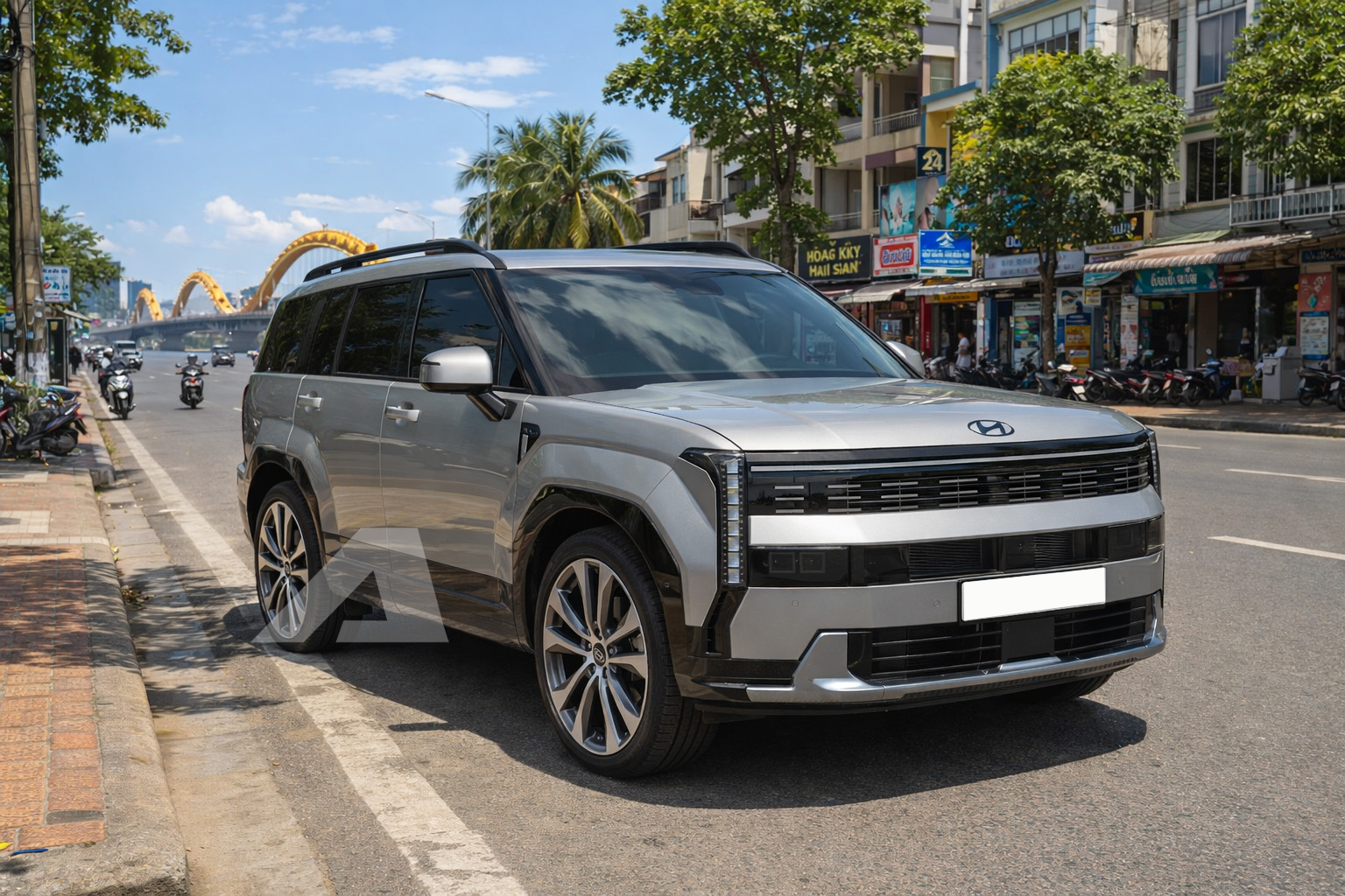 Đây có thể là Hyundai Santa Fe 2027: Phần đuôi gây tranh cãi được sửa lại, dễ có bản hybrid cắm sạc chạy 'full' 900km- Ảnh 4. Đây có thể là Hyundai Santa Fe 2027: Phần đuôi gây tranh cãi được sửa lại, dễ có bản hybrid cắm sạc chạy 'full' 900km- Ảnh 4.