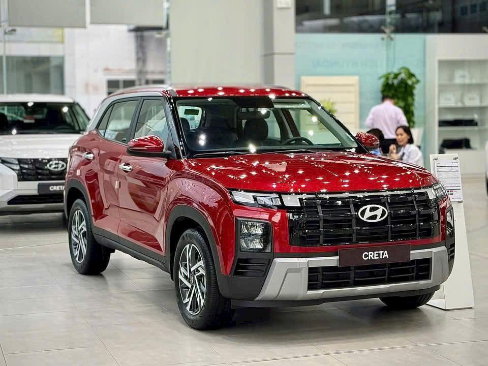 B&aacute;n gần 1.700 xe/th&aacute;ng, Hyundai Creta lập đỉnh doanh số th&aacute;ng cuối năm 2025, cho Yaris Cross 'h&iacute;t kh&oacute;i'- Ảnh 4.