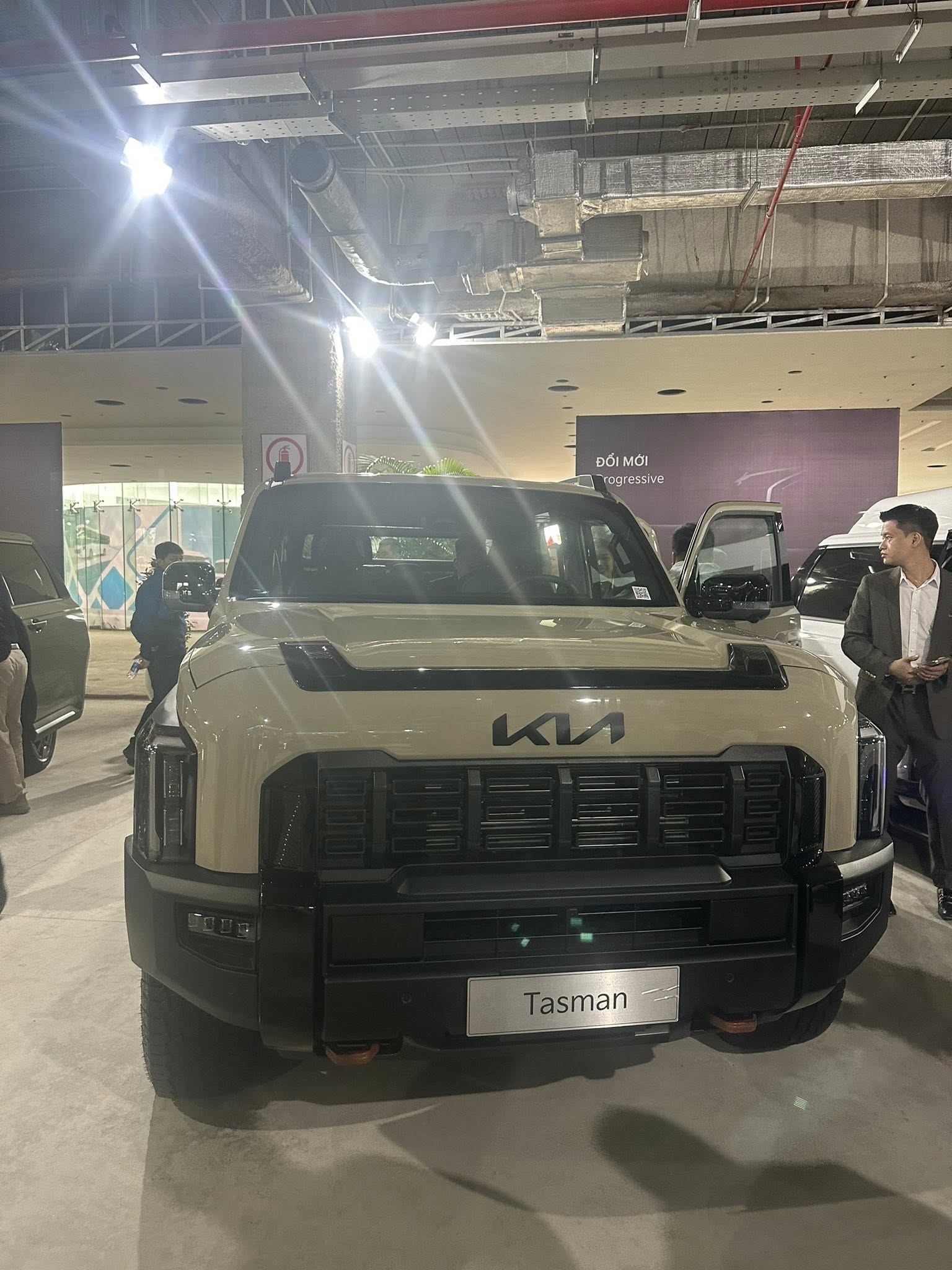 Kia Tasman được THACO Auto đưa về Việt Nam: Là bản off-road 'đỉnh' nhất đấu Raptor, dự kiến ngày ra mắt không còn xa- Ảnh 3.