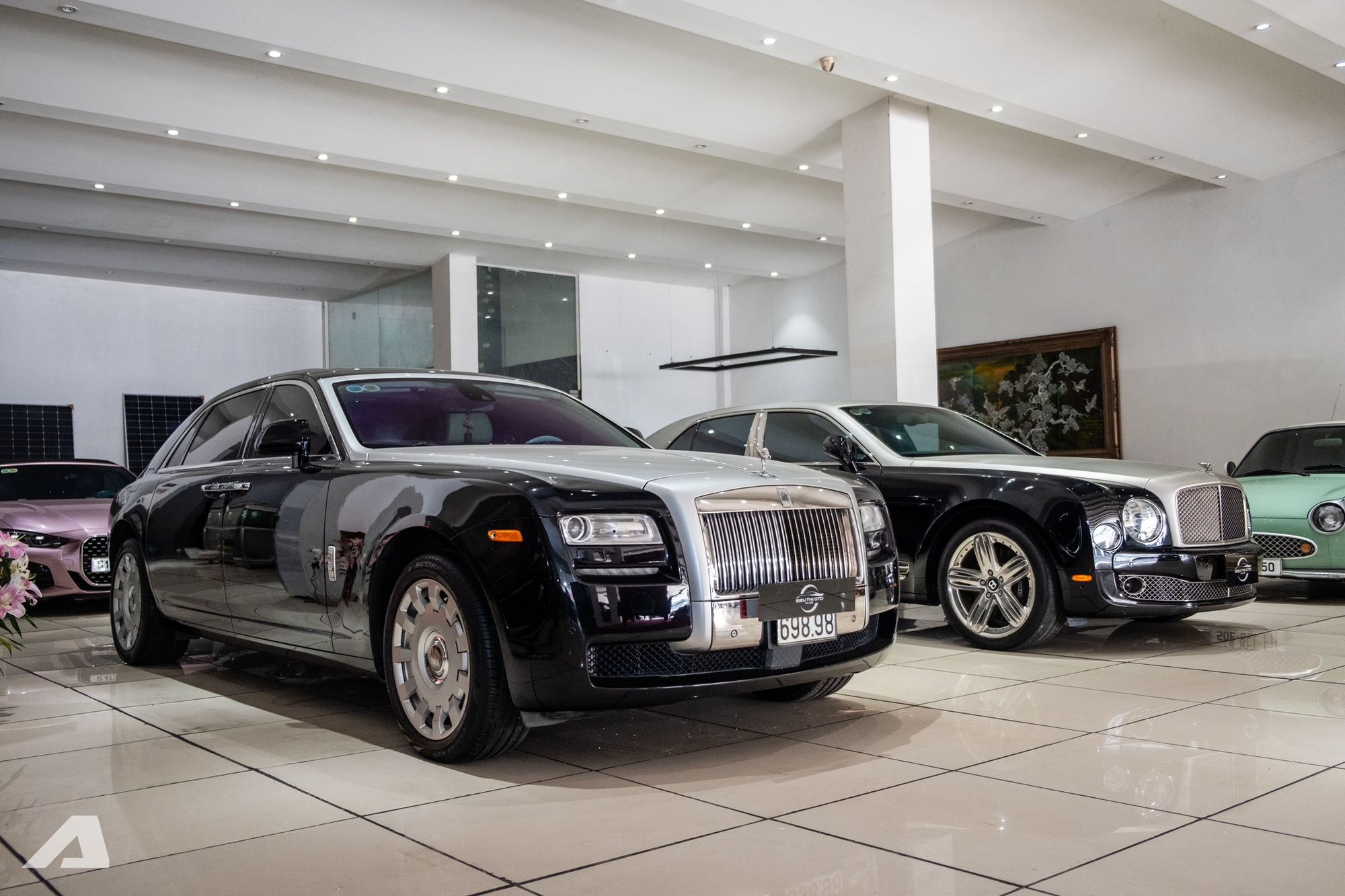 Rolls-Royce Ghost v&agrave; Bentley Mulsanne 15 tuổi b&aacute;n lại chỉ 5,5 tỷ đồng: Xe si&ecirc;u sang gi&aacute; thực tế chỉ ngang S-Class, 7-Series- Ảnh 2.