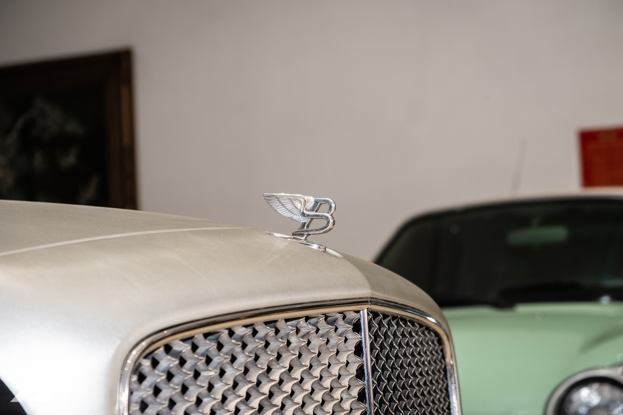 Rolls-Royce Ghost và Bentley Mulsanne 15 tuổi bán lại chỉ 5,5 tỷ đồng: Xe siêu sang giá thực tế chỉ ngang S-Class, 7-Series- Ảnh 3.