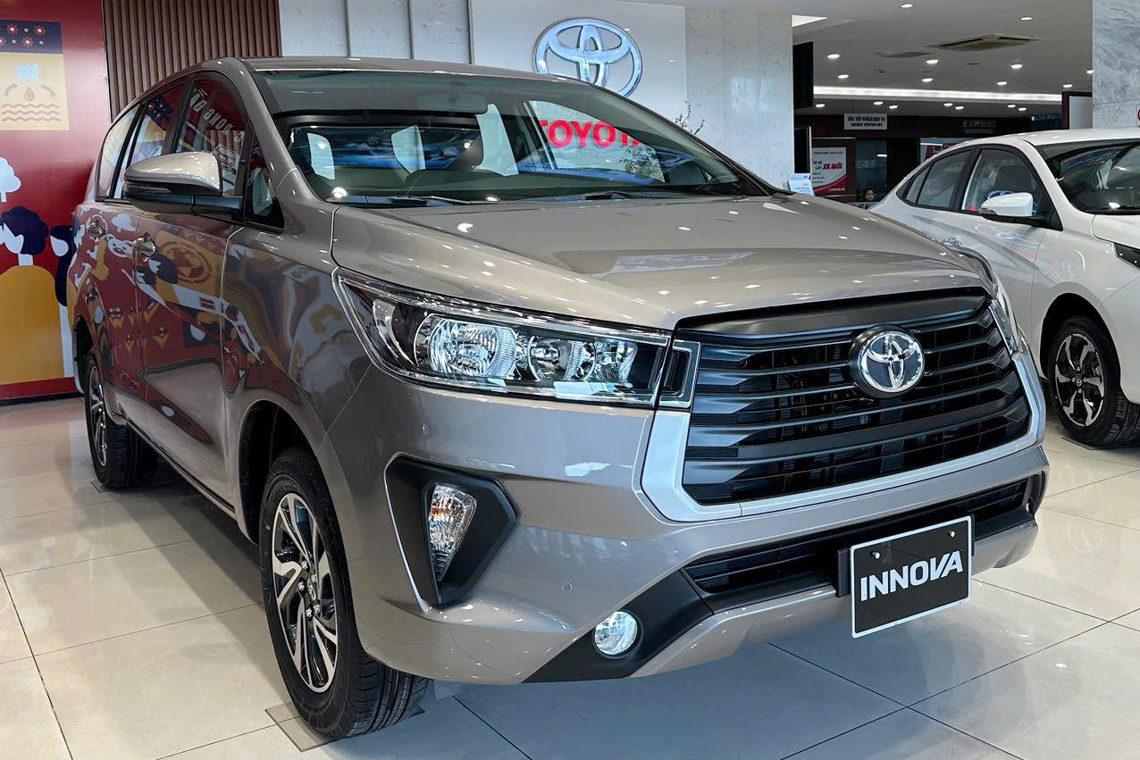 10 xe bán ít nhất năm 2025 hợp lại cũng không bằng Yaris Cross một tháng, có cả xe điện, có mẫu bán ít 'trường kỳ' dù giảm giá hàng trăm triệu- Ảnh 9.