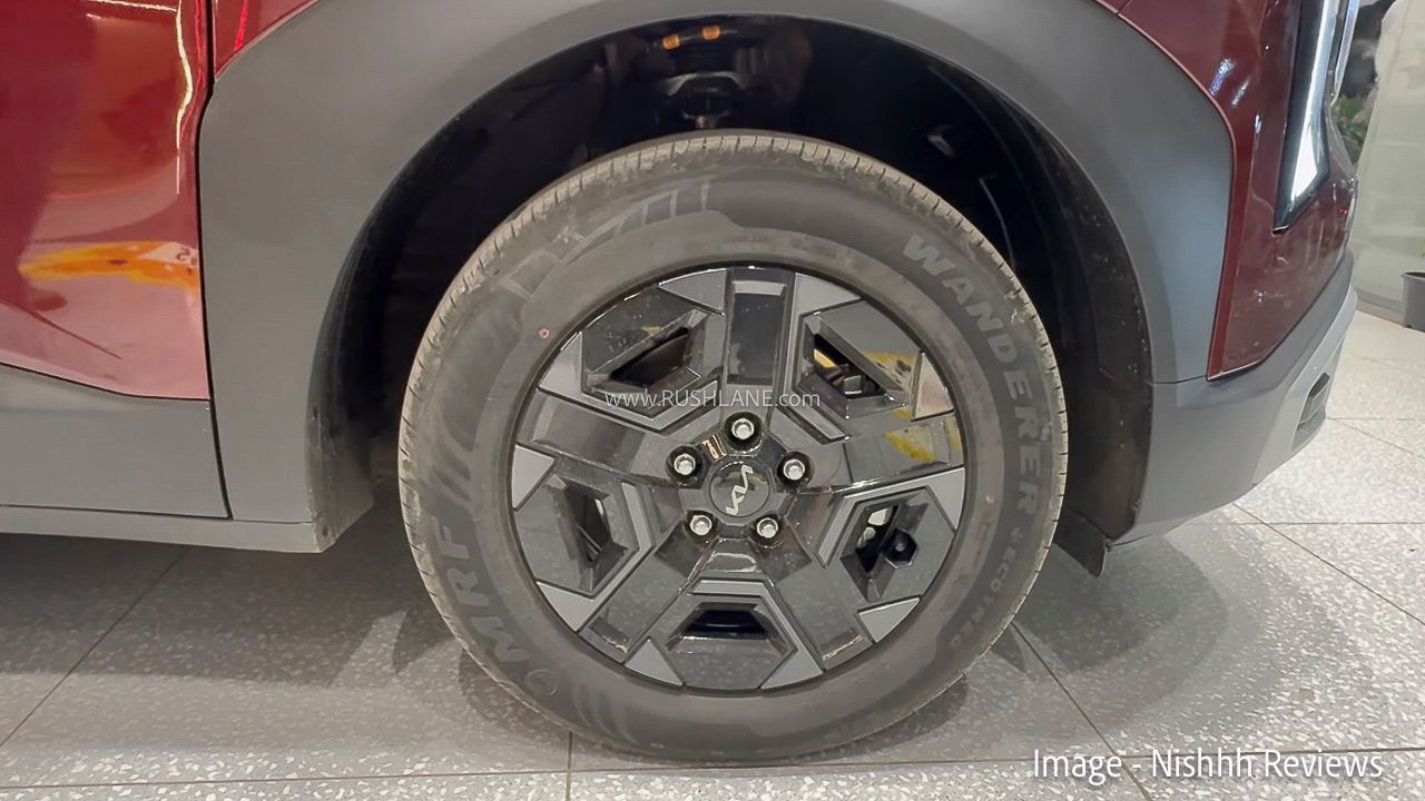 Kia Seltos 2026 thêm bản ‘cận base’ ở thị trường châu Á này: Giá quy đổi chỉ hơn 350 triệu đồng, đủ 2 màn lớn, đèn LED xịn sò- Ảnh 4.