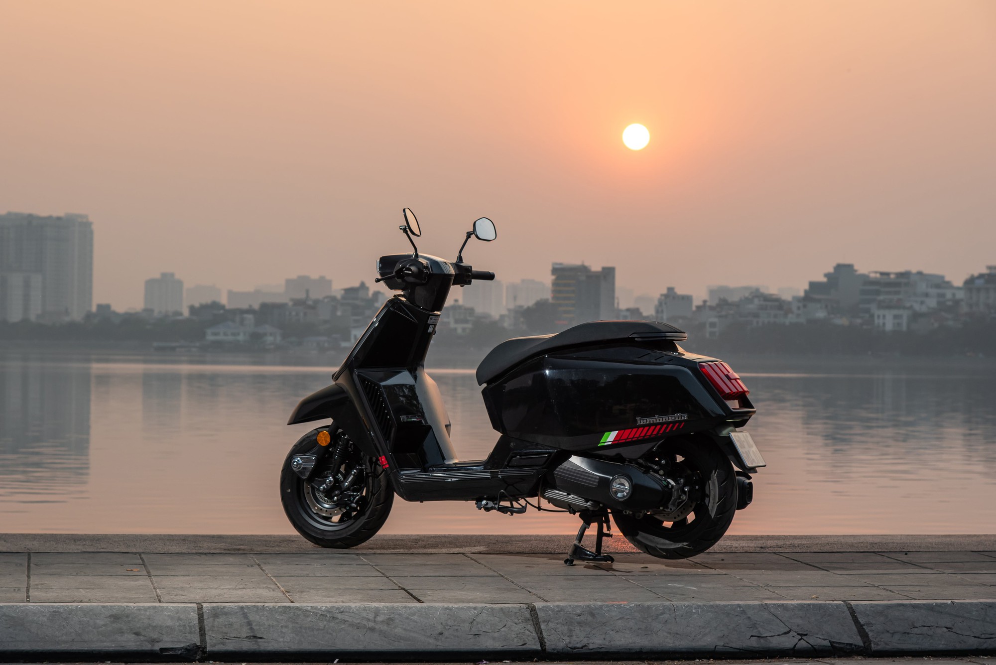 Lambretta trở lại Việt Nam: Ho&agrave;i niệm c&oacute; đủ sức cạnh tranh trong thị trường xe tay ga h&ocirc;m nay?- Ảnh 6.