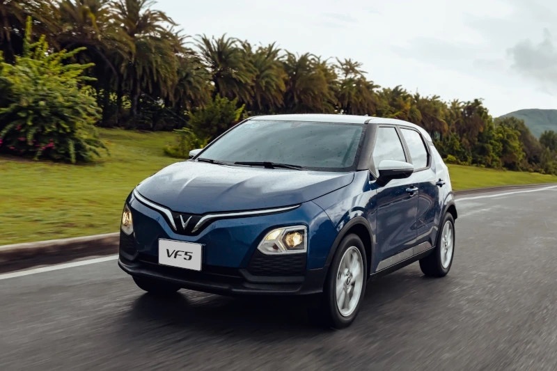 VinFast VF 5 sắp ra mắt quốc gia đ&ocirc;ng d&acirc;n nhất thế giới, quyết đấu xe điện rẻ bậc nhất to&agrave;n cầu bằng lợi thế n&agrave;y- Ảnh 1.