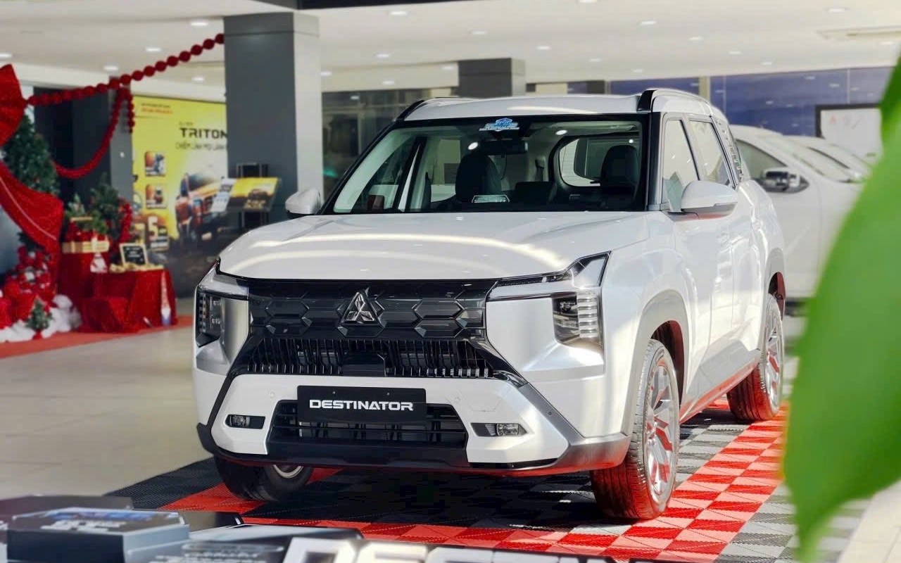Tin kh&ocirc;ng vui với người mua xe dịp n&agrave;y: Đại l&yacute; b&aacute;o Mitsubishi Destinator khan h&agrave;ng, khả năng cao sau Tết mới c&oacute; xe- Ảnh 1.
