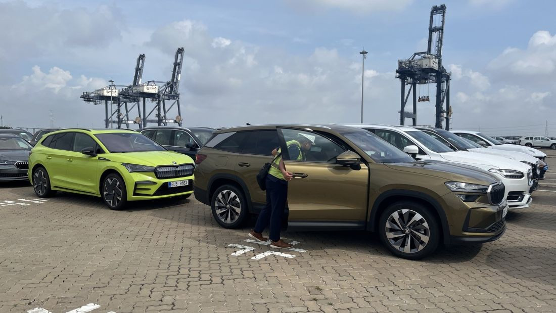 Thuế giảm s&acirc;u, &ocirc; t&ocirc; nhập khẩu 'đua gi&aacute;'- Ảnh 1.