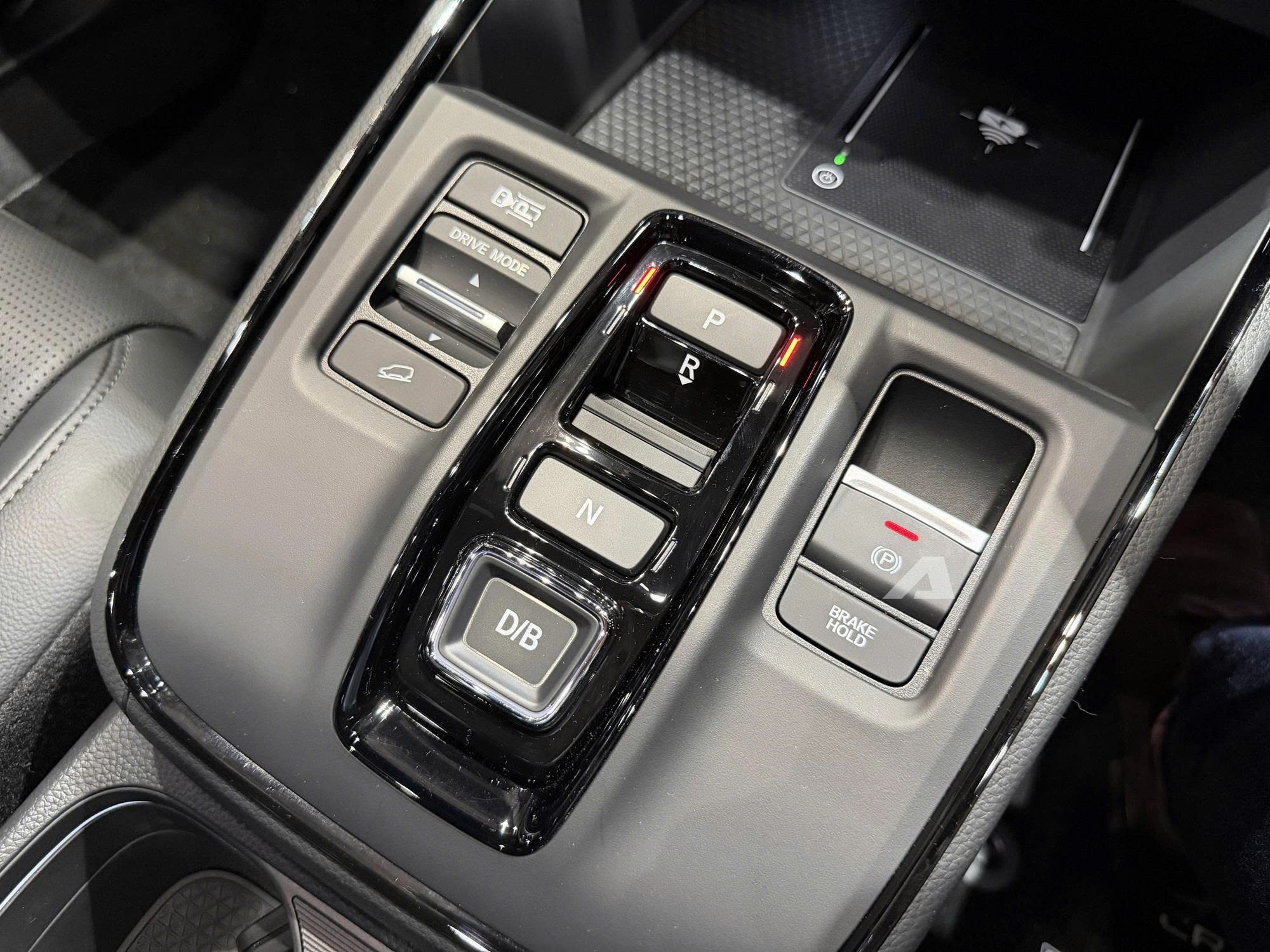 Honda CR-V hybrid lắp r&aacute;p chốt ra mắt Việt Nam ngay trước Tết: Dễ c&oacute; 2 phi&ecirc;n bản với một cấu h&igrave;nh rẻ hơn- Ảnh 4.