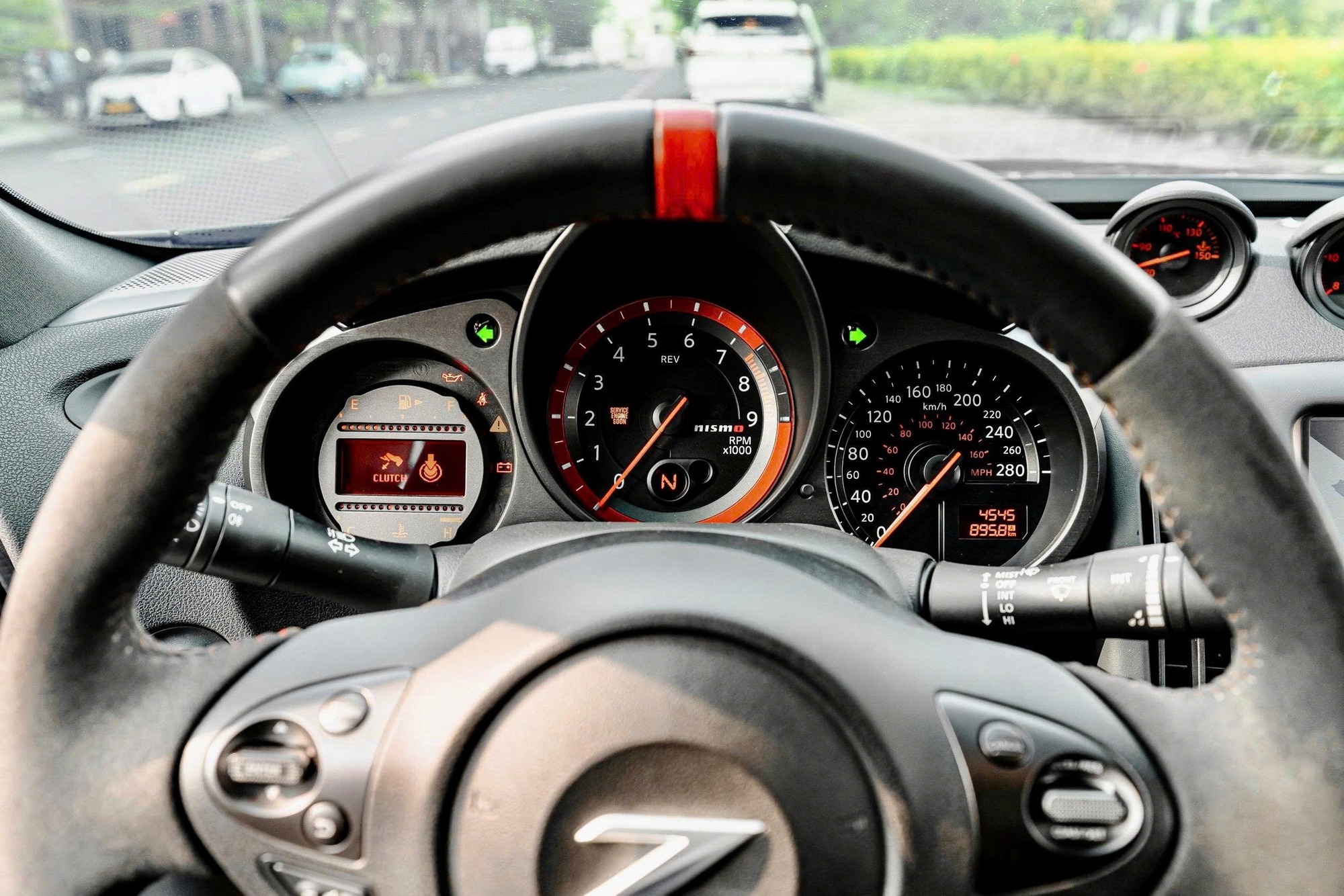 Nissan 370Z Nismo số s&agrave;n duy nhất Việt Nam rao 3,7 tỷ đồng: Đắt hơn RX 350 bản 'base' mua mới, b&ugrave; lại 'xe gần như mới' cho người th&iacute;ch sưu tầm- Ảnh 12.