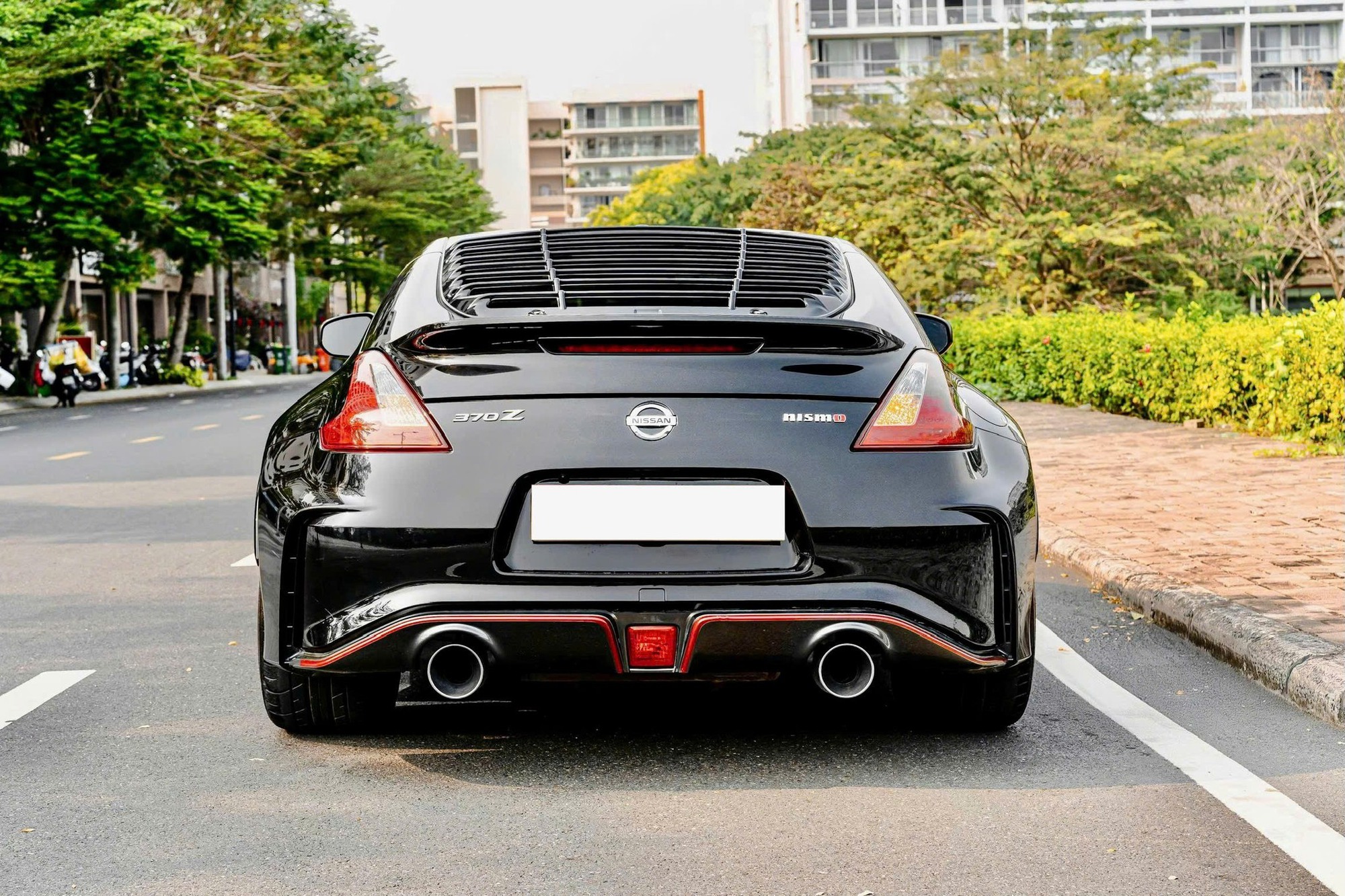 Nissan 370Z Nismo số s&agrave;n duy nhất Việt Nam rao 3,7 tỷ đồng: Đắt hơn RX 350 bản 'base' mua mới, b&ugrave; lại 'xe gần như mới' cho người th&iacute;ch sưu tầm- Ảnh 7.