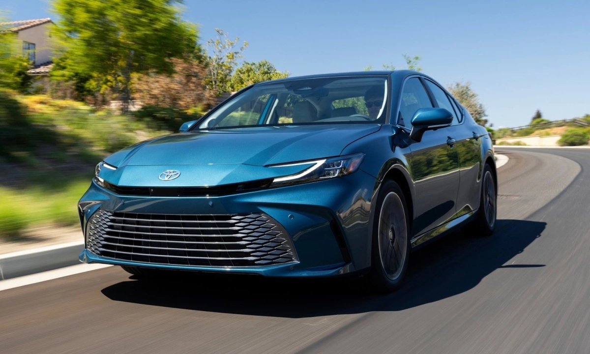 Toyota chỉ mất 11 th&aacute;ng để l&agrave;m được điều m&agrave; Volkswagen cố gắng cả năm cũng kh&ocirc;ng được- Ảnh 2.