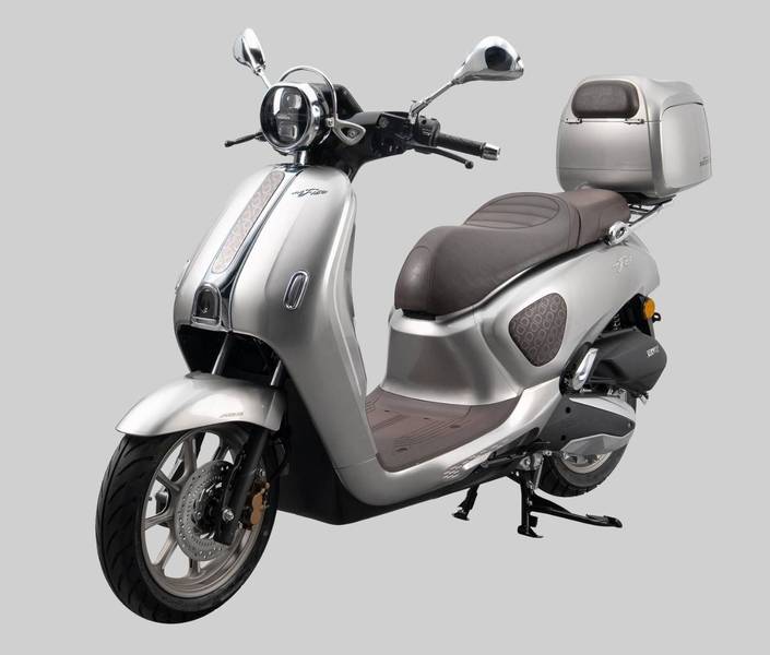 Honda sắp ra mắt xe ga cổ điển 150cc cạnh tranh Peugeot Django: Camera h&agrave;nh tr&igrave;nh 