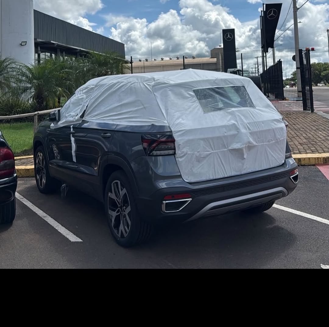 Volkswagen T-Cross facelift lộ diện: Lột x&aacute;c thiết kế như xe điện, n&acirc;ng cấp trang bị, chờ ng&agrave;y 'phục th&ugrave;' tại Việt Nam- Ảnh 4.