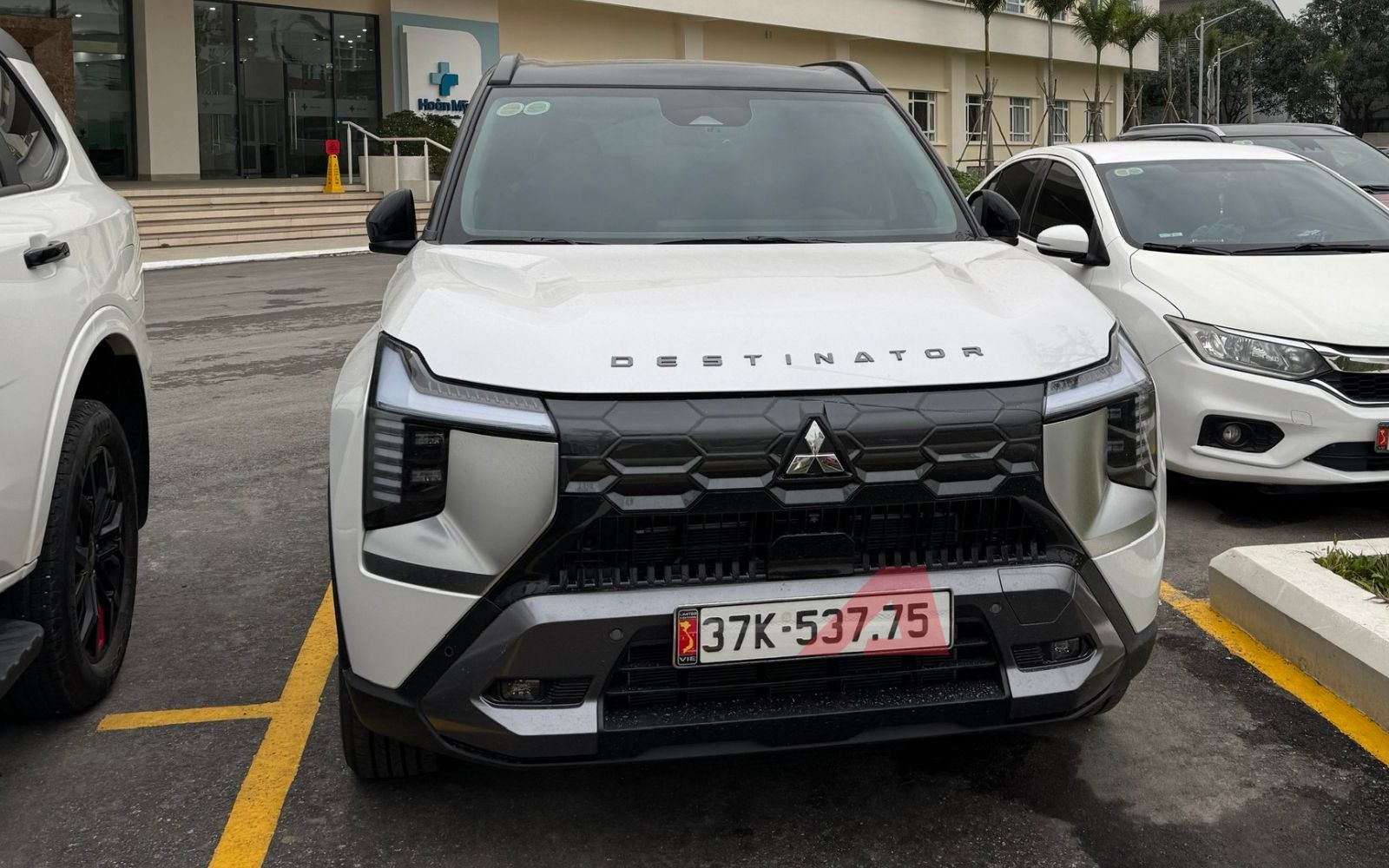 Xe Nhật 'ch&aacute;y h&agrave;ng' trước Tết: Người Việt mua &ocirc; t&ocirc; giờ phải&hellip; xếp h&agrave;ng chờ- Ảnh 3.