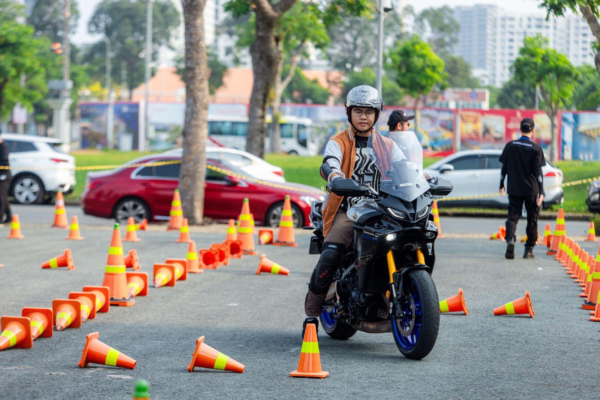 H&agrave;ng trăm biker quy tụ tại ng&agrave;y hội REVolution: YZF-R9 trở th&agrave;nh t&acirc;m điểm, h&eacute; lộ YZF-R1M chuẩn bị về Việt Nam- Ảnh 10.