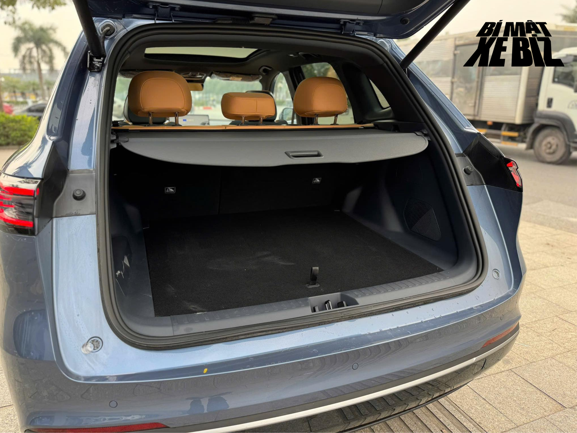 Geely EX5 hybrid đầu ti&ecirc;n về Việt Nam: Gi&aacute; dự kiến 950 triệu đồng, d&agrave;i hơn CR-V, c&oacute; cắm sạc, đầy b&igrave;nh chạy gần 1.600km- Ảnh 16.