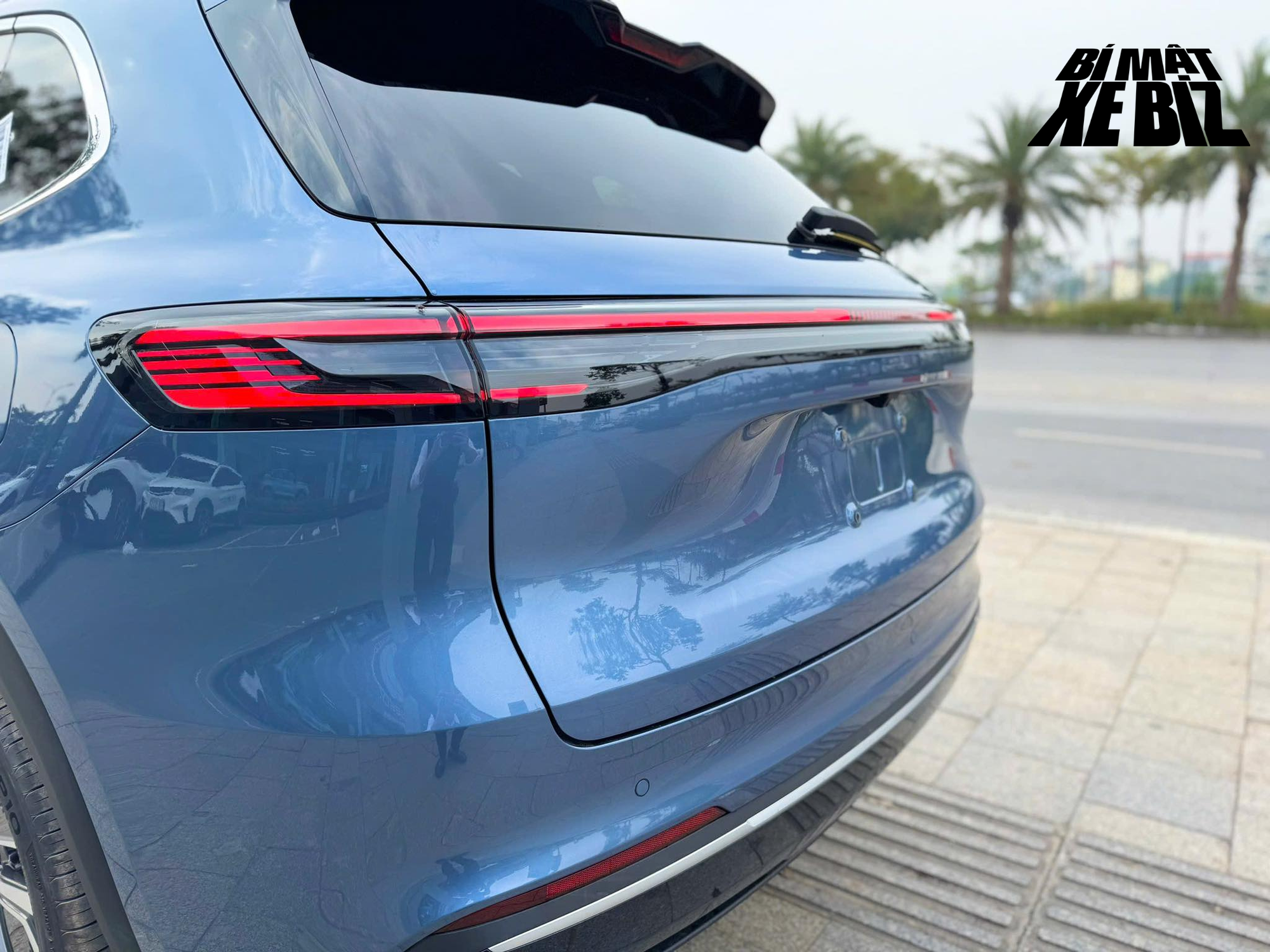 Geely EX5 hybrid đầu ti&ecirc;n về Việt Nam: Gi&aacute; dự kiến 950 triệu đồng, d&agrave;i hơn CR-V, c&oacute; cắm sạc, đầy b&igrave;nh chạy gần 1.600km- Ảnh 11.