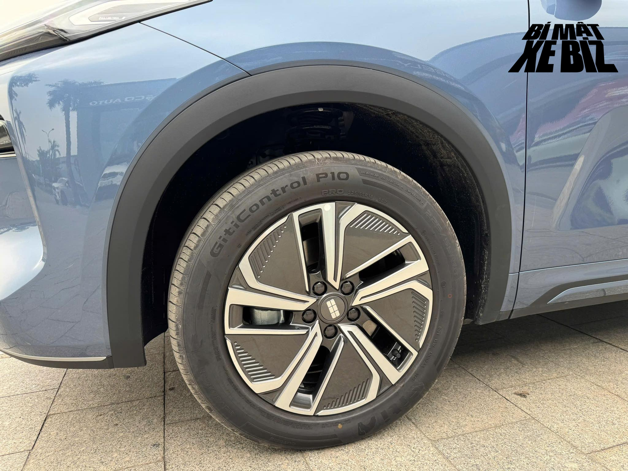 Geely EX5 hybrid đầu ti&ecirc;n về Việt Nam: Gi&aacute; dự kiến 950 triệu đồng, d&agrave;i hơn CR-V, c&oacute; cắm sạc, đầy b&igrave;nh chạy gần 1.600km- Ảnh 10.