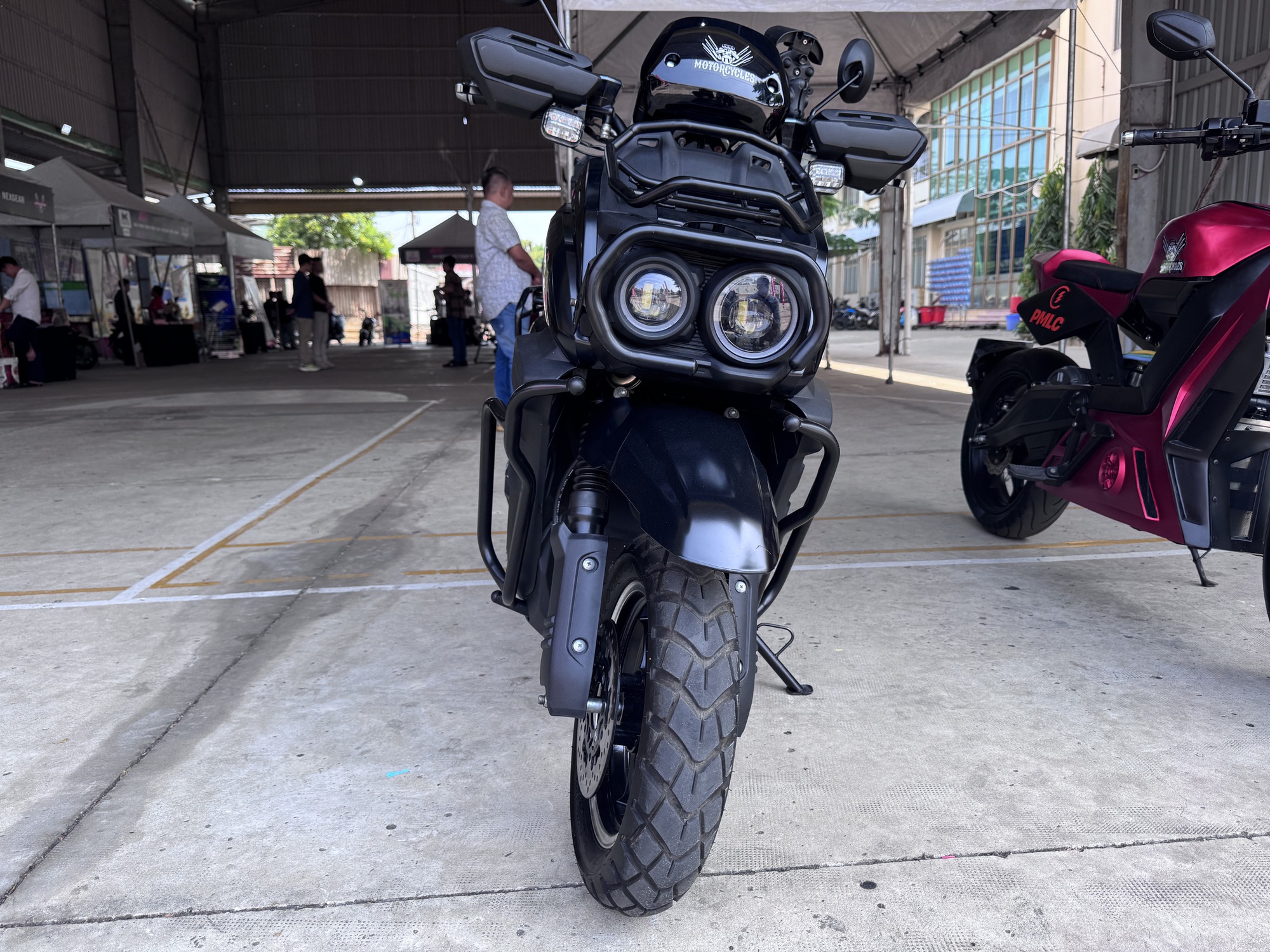 M&ocirc; t&ocirc; điện ph&acirc;n khối lớn lần đầu ti&ecirc;n xuất hiện tại TPHCM- Ảnh 7.