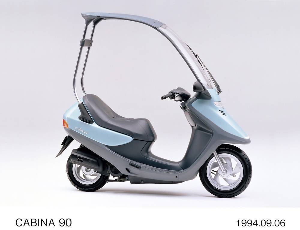 Honda Cabina: si&ecirc;u phẩm xe tay ga c&oacute; m&aacute;i che v&agrave; gạt nước thập ni&ecirc;n 90 th&aacute;ch thức mọi giới hạn vật l&yacute;- Ảnh 1.