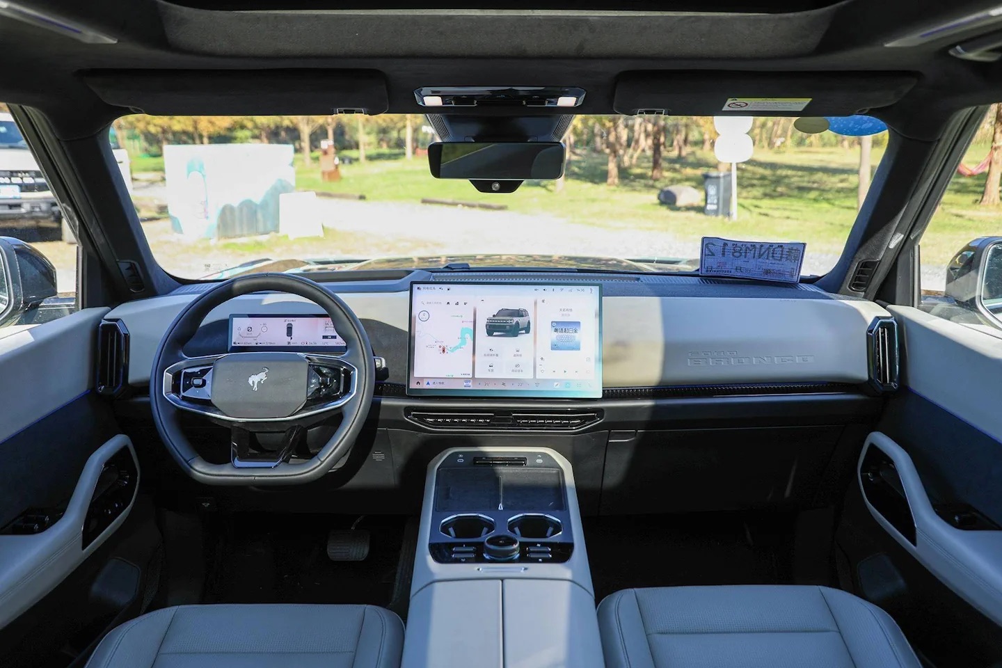 Ford Bronco được đăng k&yacute; tại Việt Nam: C&ugrave;ng cỡ Everest, chung 'gốc' với Territory, pin bản điện đủ chạy H&agrave; Nội - Huế, c&oacute; t&ugrave;y chọn EREV đấu Prado- Ảnh 9.