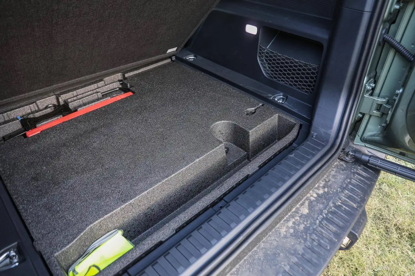 Ford Bronco được đăng k&yacute; tại Việt Nam: C&ugrave;ng cỡ Everest, chung 'gốc' với Territory, pin bản điện đủ chạy H&agrave; Nội - Huế, c&oacute; t&ugrave;y chọn EREV đấu Prado- Ảnh 26.