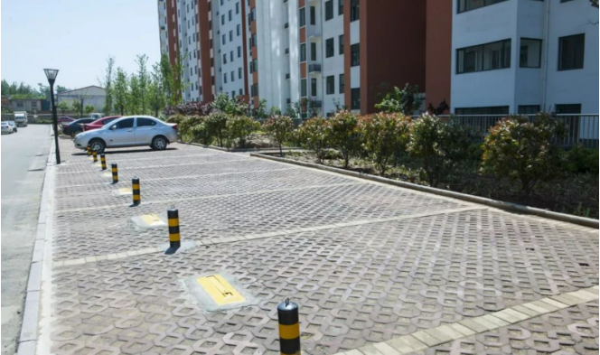 Mua chỗ đỗ xe nhưng kh&ocirc;ng c&oacute; &ocirc; t&ocirc;, chủ nh&agrave; tận dụng l&agrave;m tủ chứa đồ, 6 th&aacute;ng sau nhận th&ocirc;ng b&aacute;o: "C&oacute; thể bị phạt 75 triệu đồng"- Ảnh 2.