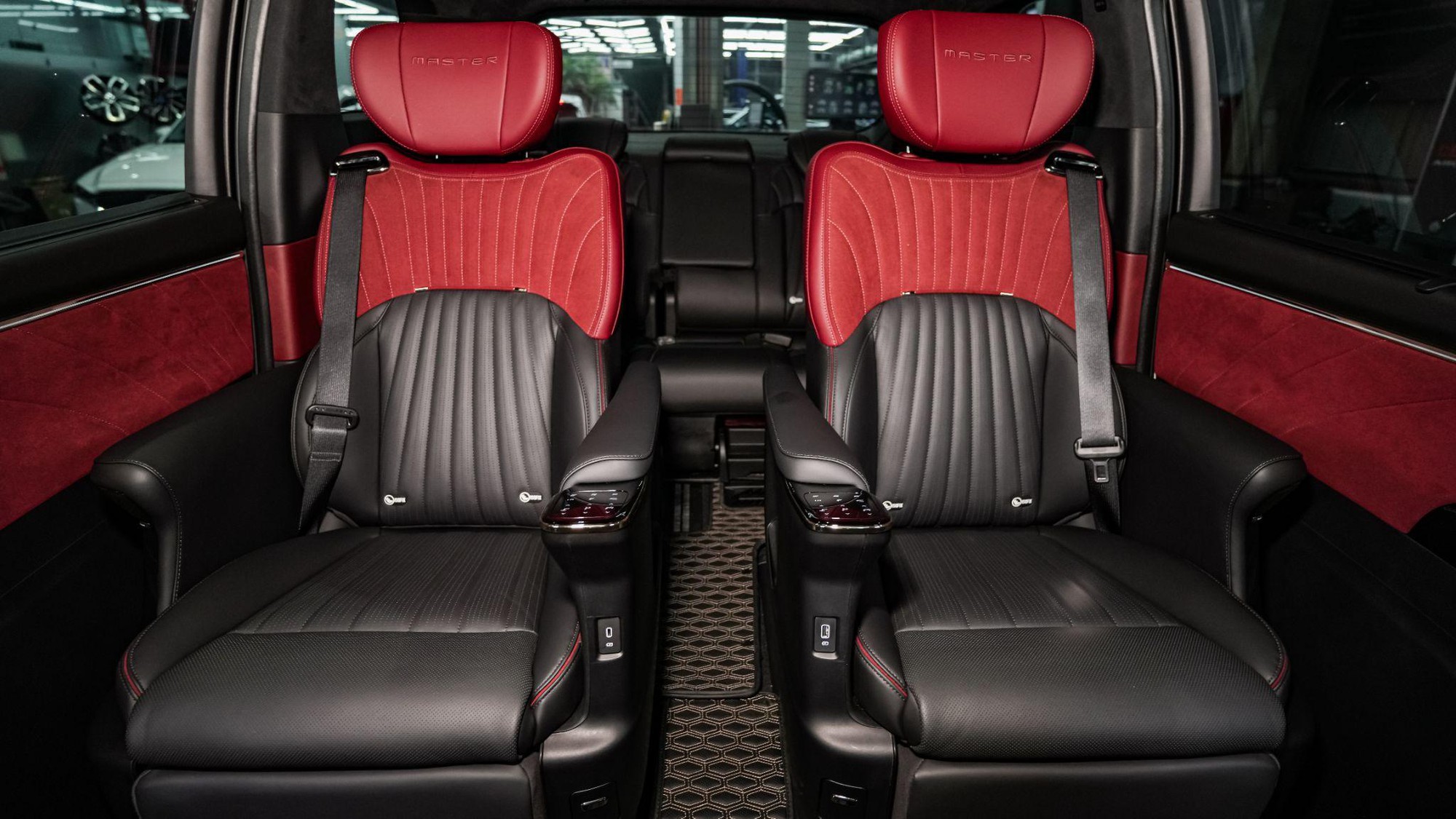 Chuyển từ SUV Đức sang GAC M8, người d&ugrave;ng đ&aacute;nh gi&aacute;: 'Mạnh m&agrave; tiết kiệm, đi đường d&agrave;i thoải m&aacute;i'- Ảnh 2.