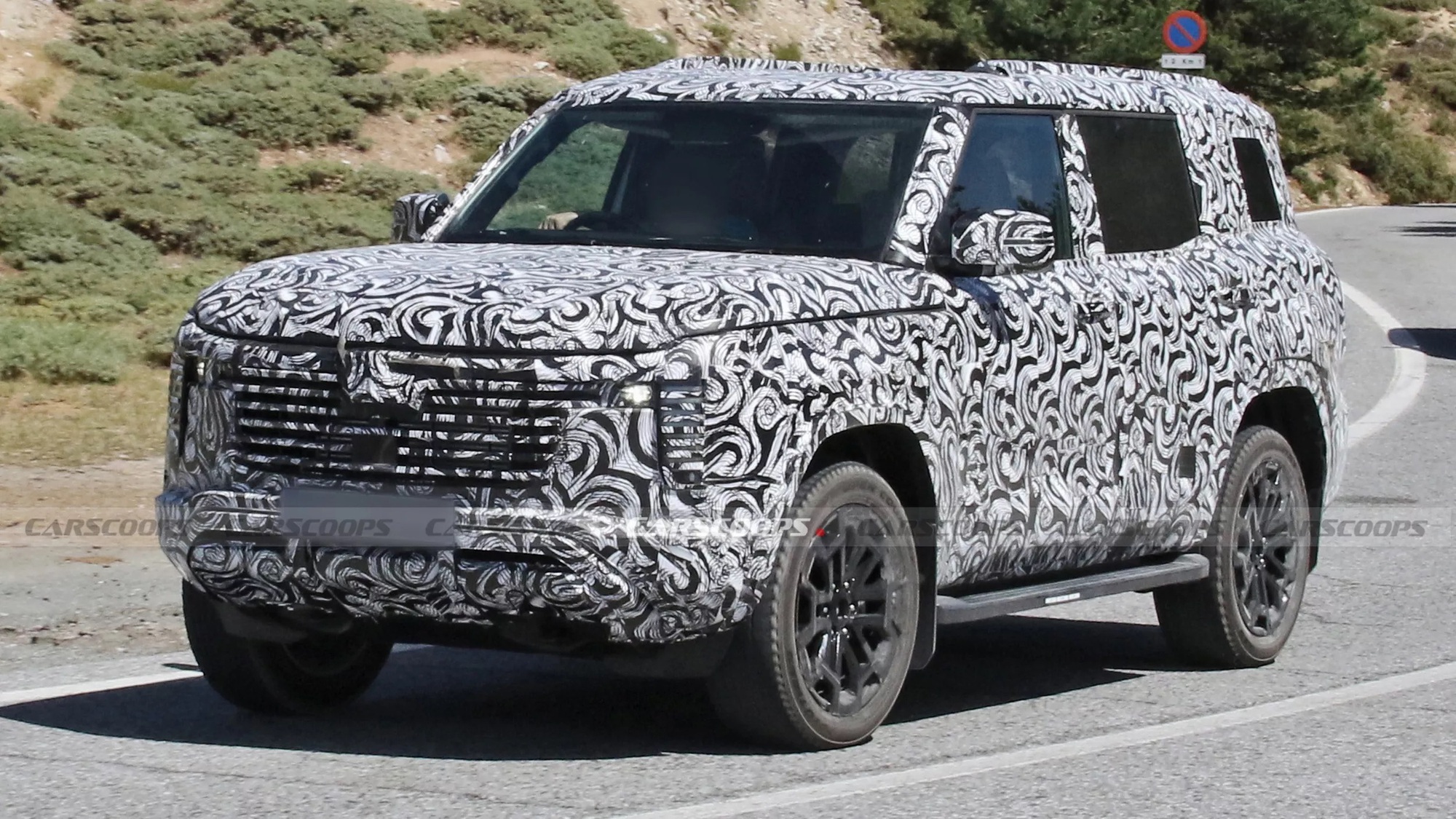 Mitsubishi tung video 'thả thính' SUV lạ: Dáng của Pajero, đèn như Xforce, sẽ đấu Land Cruiser Prado- Ảnh 3. Mitsubishi tung video 'thả thính' SUV lạ: Dáng của Pajero, đèn như Xforce, sẽ đấu Land Cruiser Prado- Ảnh 3.