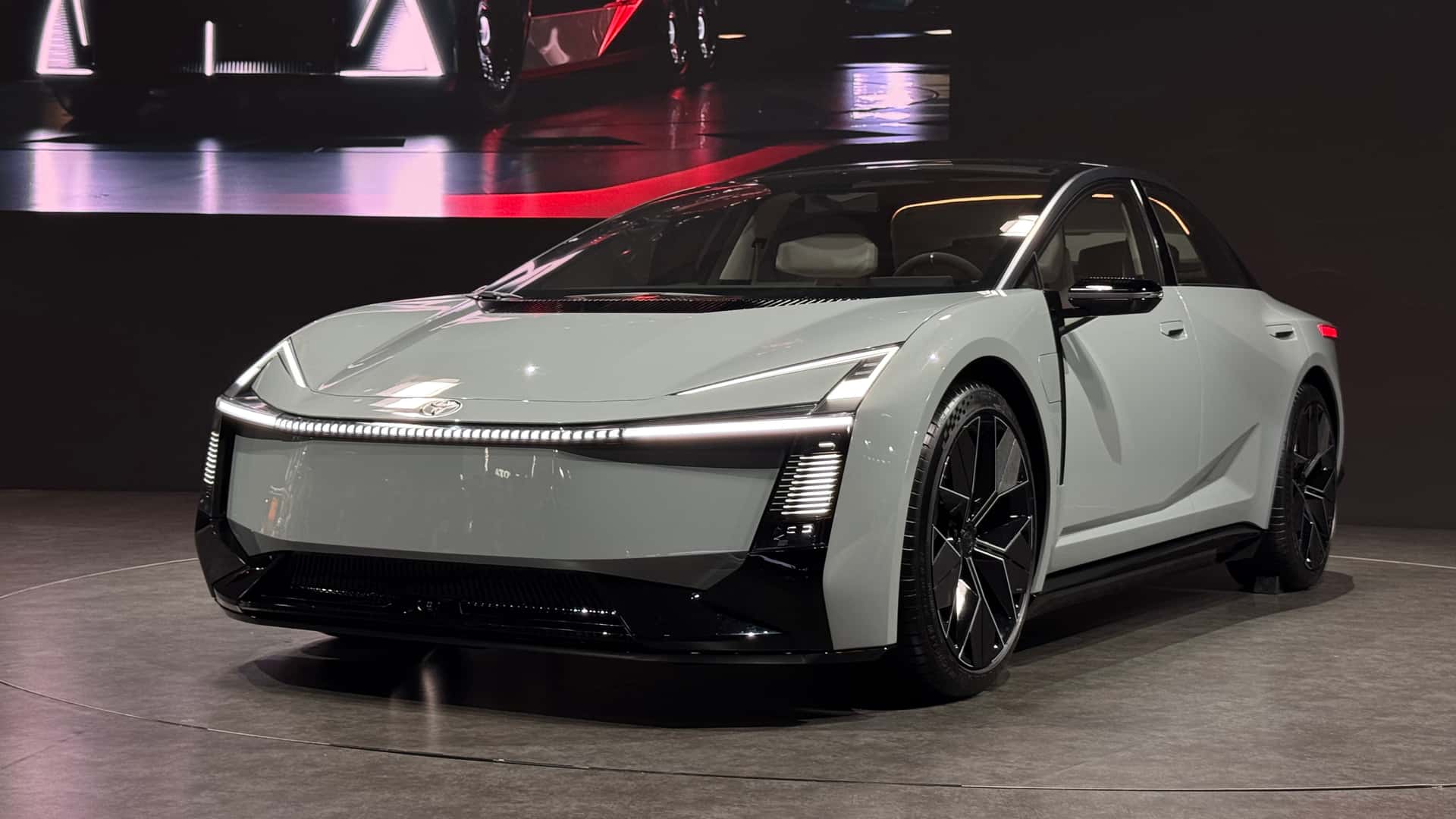 Toyota Corolla đời mới dễ đe dọa Mazda3, Elantra với thiết kế và công nghệ thế này- Ảnh 1. Toyota Corolla đời mới dễ đe dọa Mazda3, Elantra với thiết kế và công nghệ thế này- Ảnh 1.