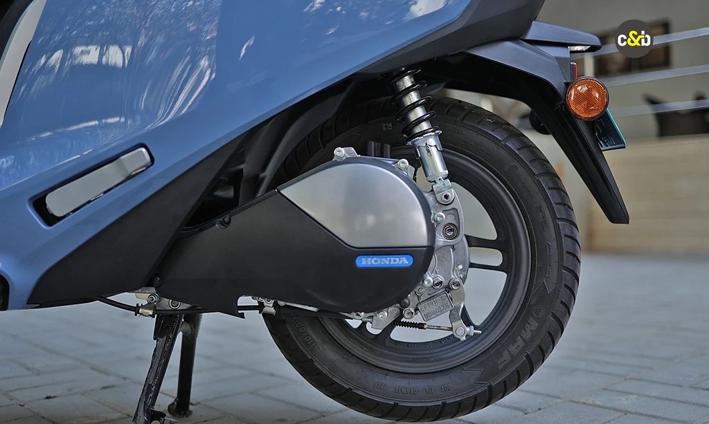 Xe m&aacute;y điện Honda Activa e: d&aacute;ng như Lead, gi&aacute; quy đổi hơn 35 triệu đồng, m&agrave;n h&igrave;nh to, chạy hơn 100km/sạc c&oacute; ra mắt Việt Nam th&aacute;ng n&agrave;y?- Ảnh 13.