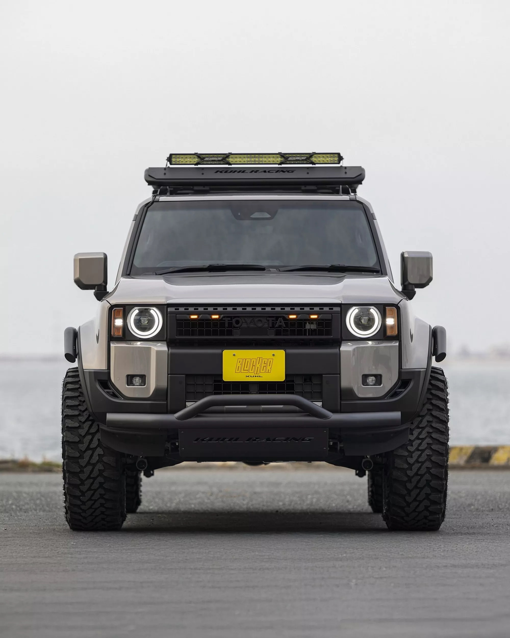 Chủ xe Toyota Land Cruiser Prado tại Việt Nam thích phong cách off-road chất chơi khác biệt có thể tham khảo thêm bản độ này- Ảnh 5. Chủ xe Toyota Land Cruiser Prado tại Việt Nam thích phong cách off-road chất chơi khác biệt có thể tham khảo thêm bản độ này- Ảnh 5.