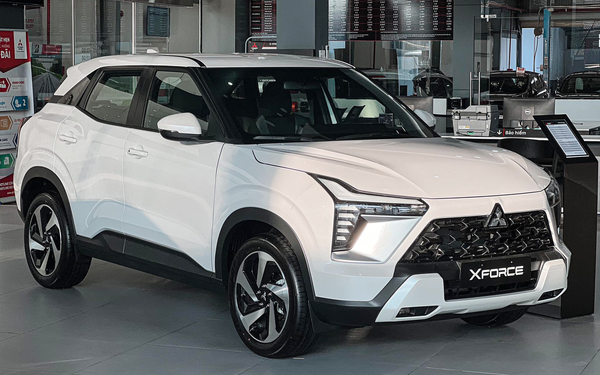 Thêm kèo mua Mitsubishi Destinator giá mềm chơi Tết: Thực tế còn từ 745 triệu đồng, vẫn rẻ hơn Territory- Ảnh 4. Thêm kèo mua Mitsubishi Destinator giá mềm chơi Tết: Thực tế còn từ 745 triệu đồng, vẫn rẻ hơn Territory- Ảnh 4.