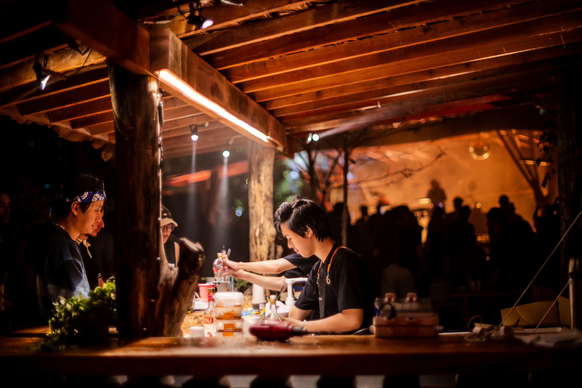 Tôi sang Thái dự Wonderfruit 2025 để hiểu: Sống kiểu chủ xe Defender là như thế này đây!- Ảnh 4.