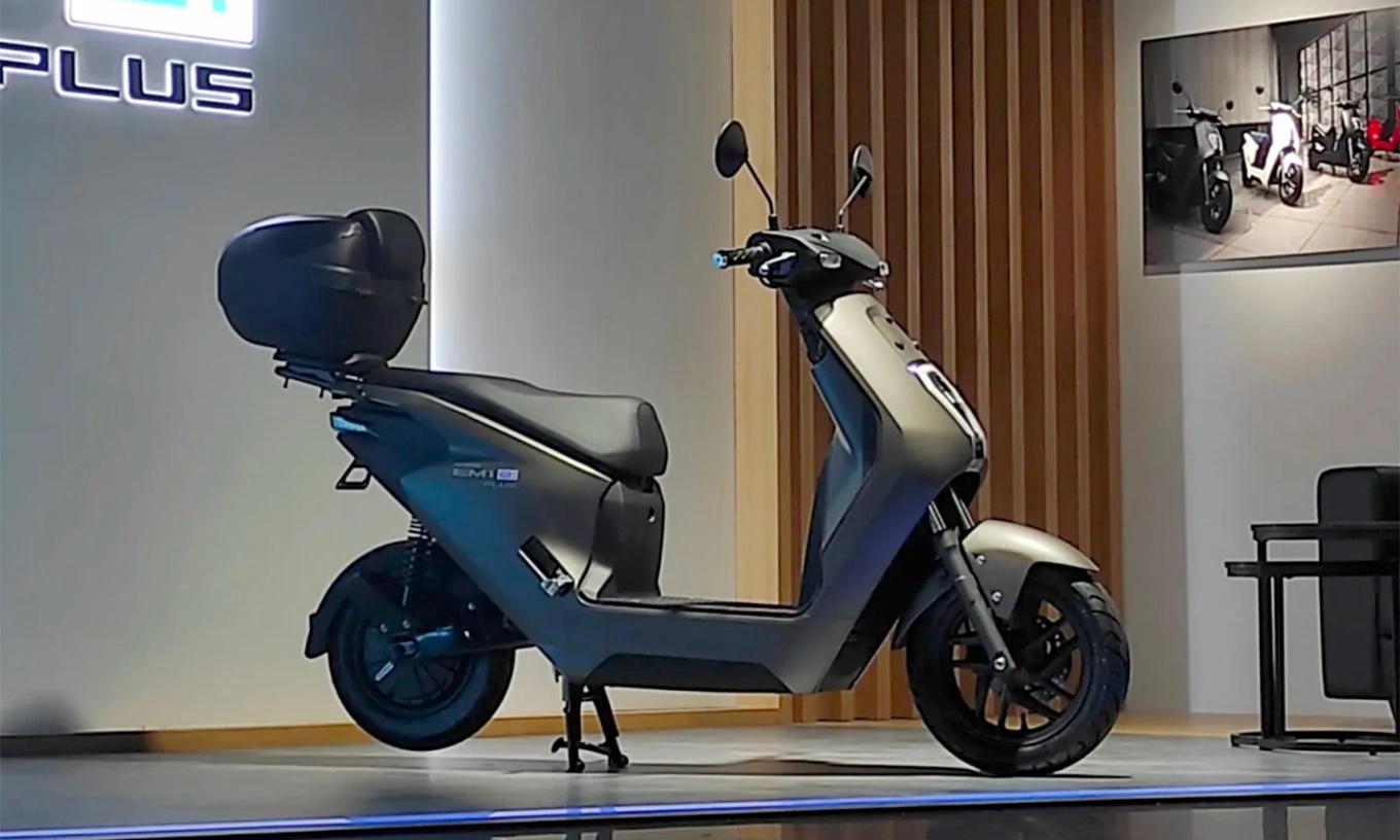 Honda EM1 c&oacute; thể ra mắt Việt Nam tuần n&agrave;y: Gi&aacute; quy đổi 42 triệu đồng, d&aacute;ng như ICON e:, đổi pin được, tầm vận h&agrave;nh dễ g&acirc;y đắn đo- Ảnh 1.