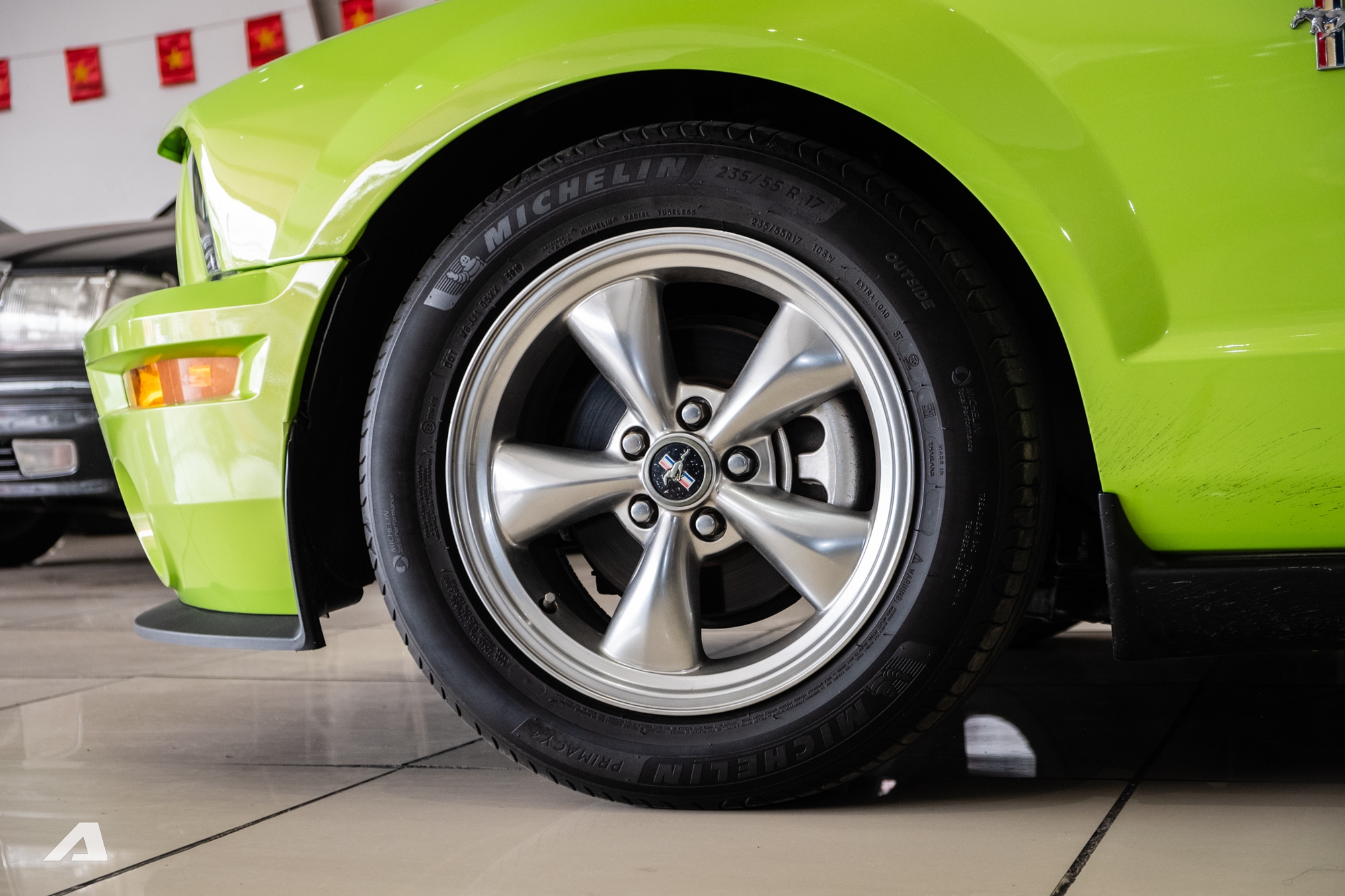 Ford Mustang đời 2007 h&agrave;ng hiếm rao b&aacute;n với gi&aacute; ngang C-Class mới: Ph&aacute;t triển bởi kỹ sư gốc Việt, c&oacute; v&agrave;i chi tiết độ lại so với xe nguy&ecirc;n bản- Ảnh 6.