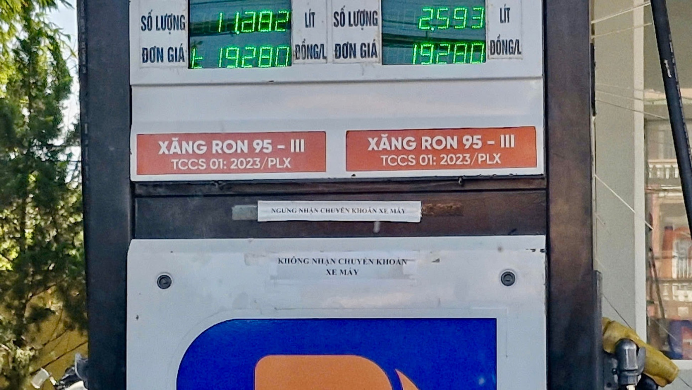 Bất b&igrave;nh một c&acirc;y xăng 'kh&ocirc;ng nhận chuyển khoản đối với xe m&aacute;y'- Ảnh 1.