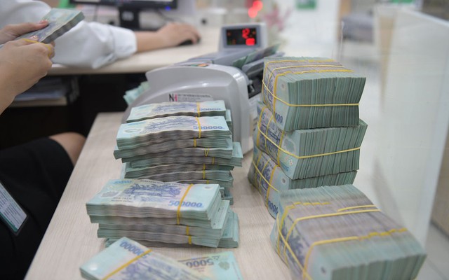 Vi phạm giao th&ocirc;ng trừ v&agrave;o lương từ 2026: Đối tượng v&agrave; mức trừ bao nhi&ecirc;u?- Ảnh 1.