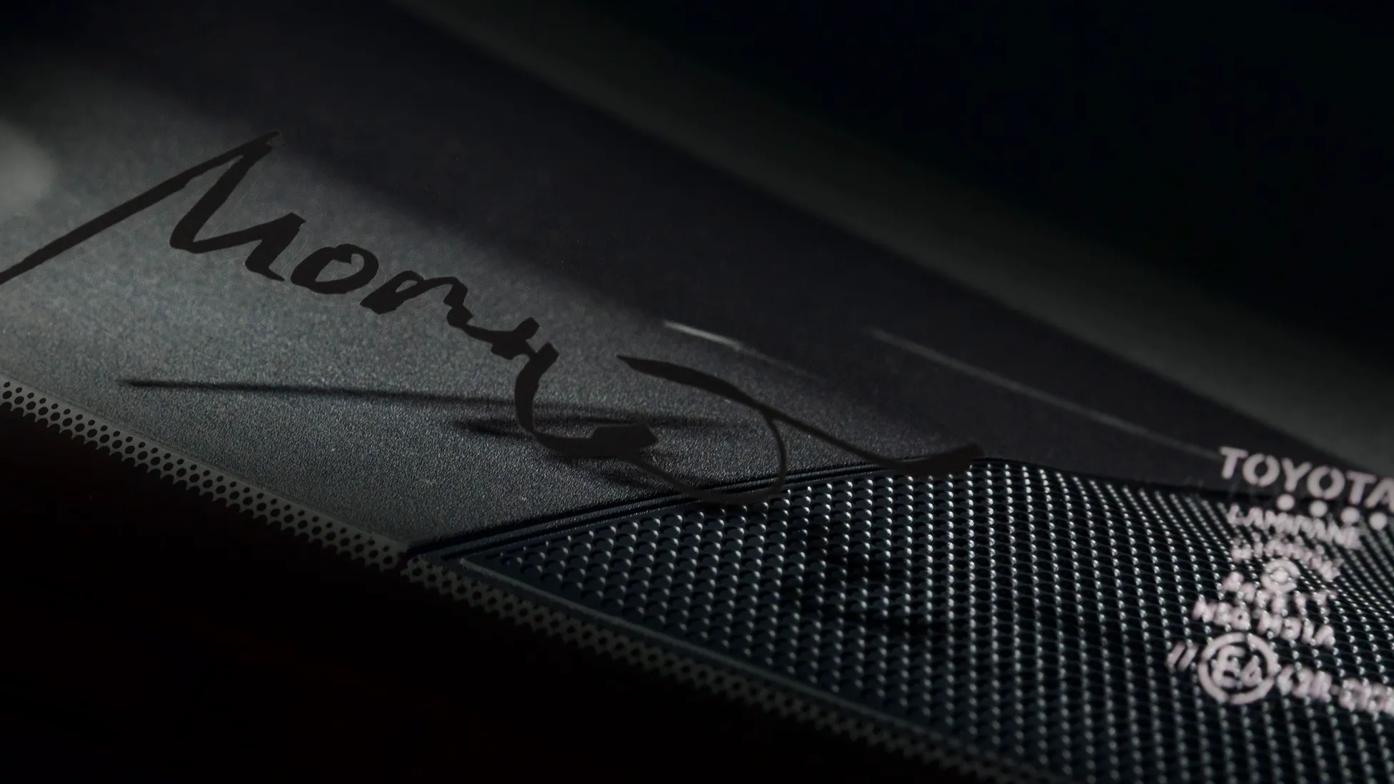 Khi Toyota GR Yaris vẫn chưa đủ, đây sẽ là bản bạn cần cân nhắc: Chỉ 200 chiếc, dát nhiều carbon, tinh chỉnh đặc biệt dành cho đường đua- Ảnh 7.