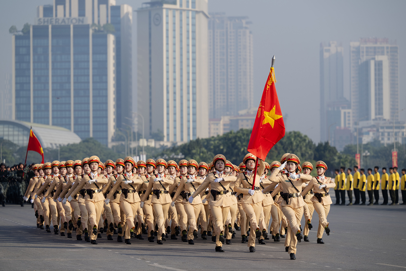 Lực lượng tinh nhuệ cùng dàn khí tài hiện đại diễn tập, sẵn sàng tham gia bảo vệ Đại hội Đảng- Ảnh 8.