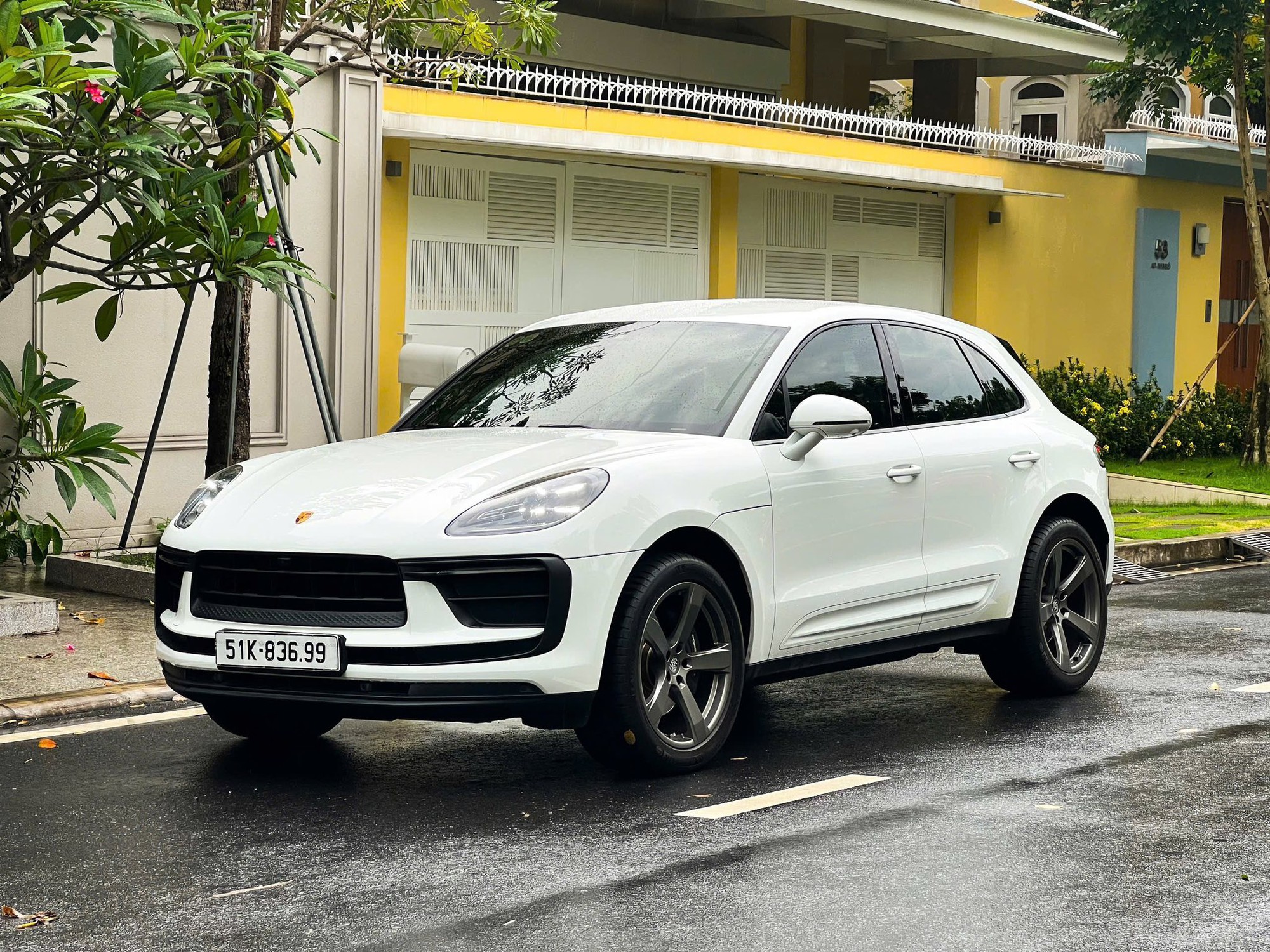 Porsche thừa nhận dừng Macan chạy xăng là sai lầm, chuẩn bị phát triển SUV động cơ đốt trong mới- Ảnh 1.