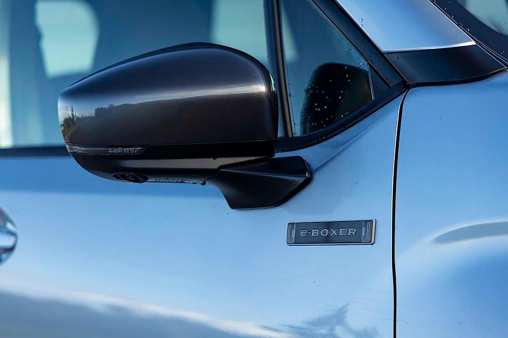 Subaru Forester hybrid bị triệu hồi v&igrave; lỗi li&ecirc;n quan hộp số: Số P c&oacute; thể kh&ocirc;ng hoạt động khiến xe tự di chuyển khi đang đỗ - Ảnh 5.