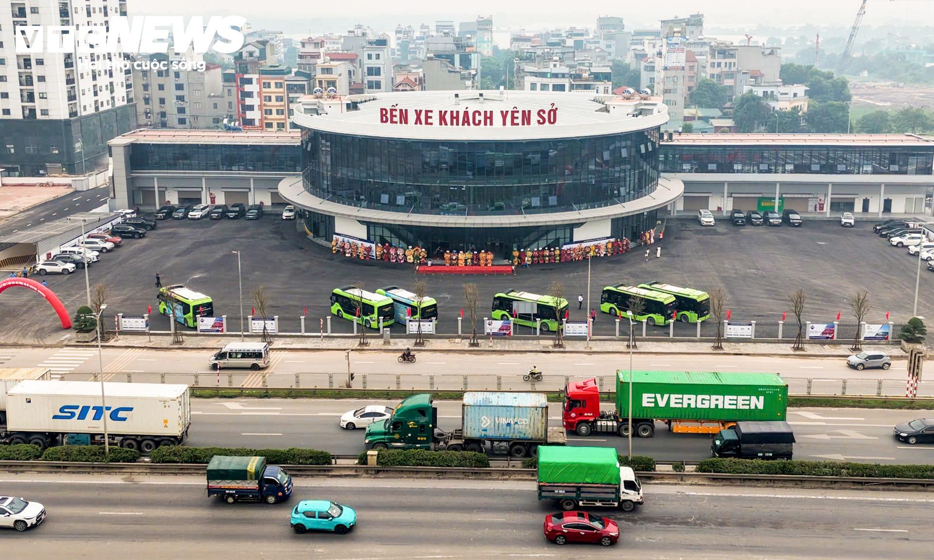 Bến xe Y&ecirc;n Sở hiện đại ở H&agrave; Nội ch&iacute;nh thức hoạt động với 120 tỷ đồng đầu tư - Ảnh 4.