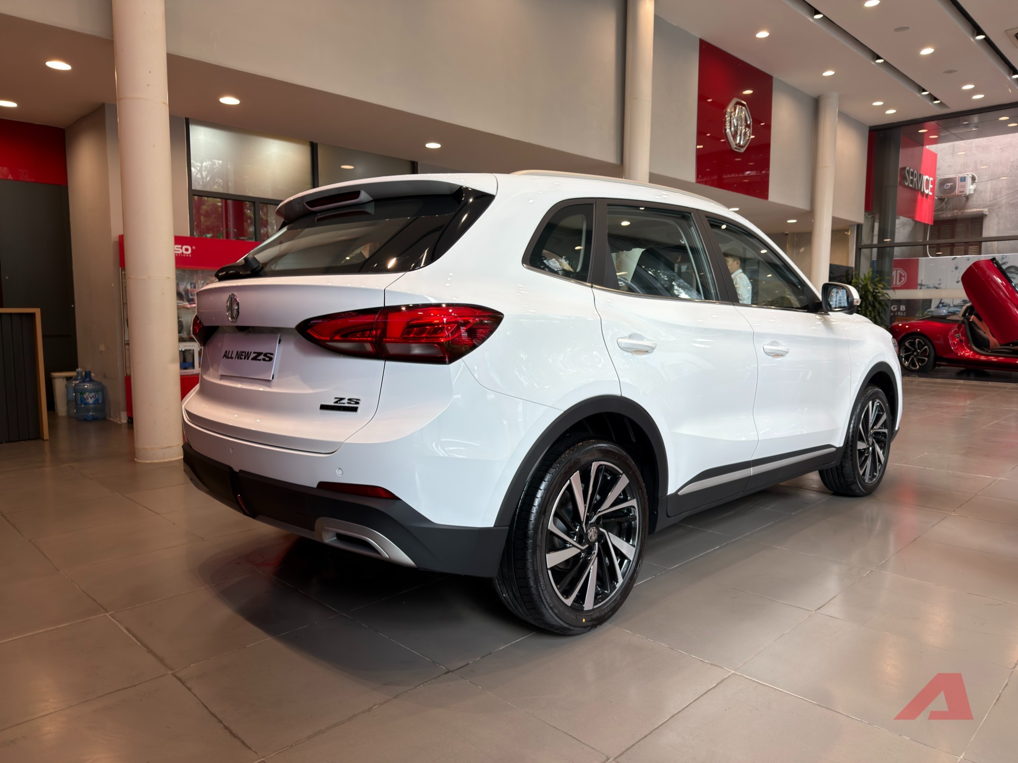 Chi tiết MG ZS thế hệ mới ra mắt Việt Nam: Gi&aacute; 668 triệu đồng, m&aacute;y hybrid 197 m&atilde; lực, nhiều trang bị đ&aacute;ng ch&uacute; &yacute; - Ảnh 4.